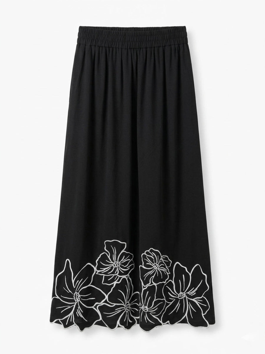 Lucia - Floral trim skirt