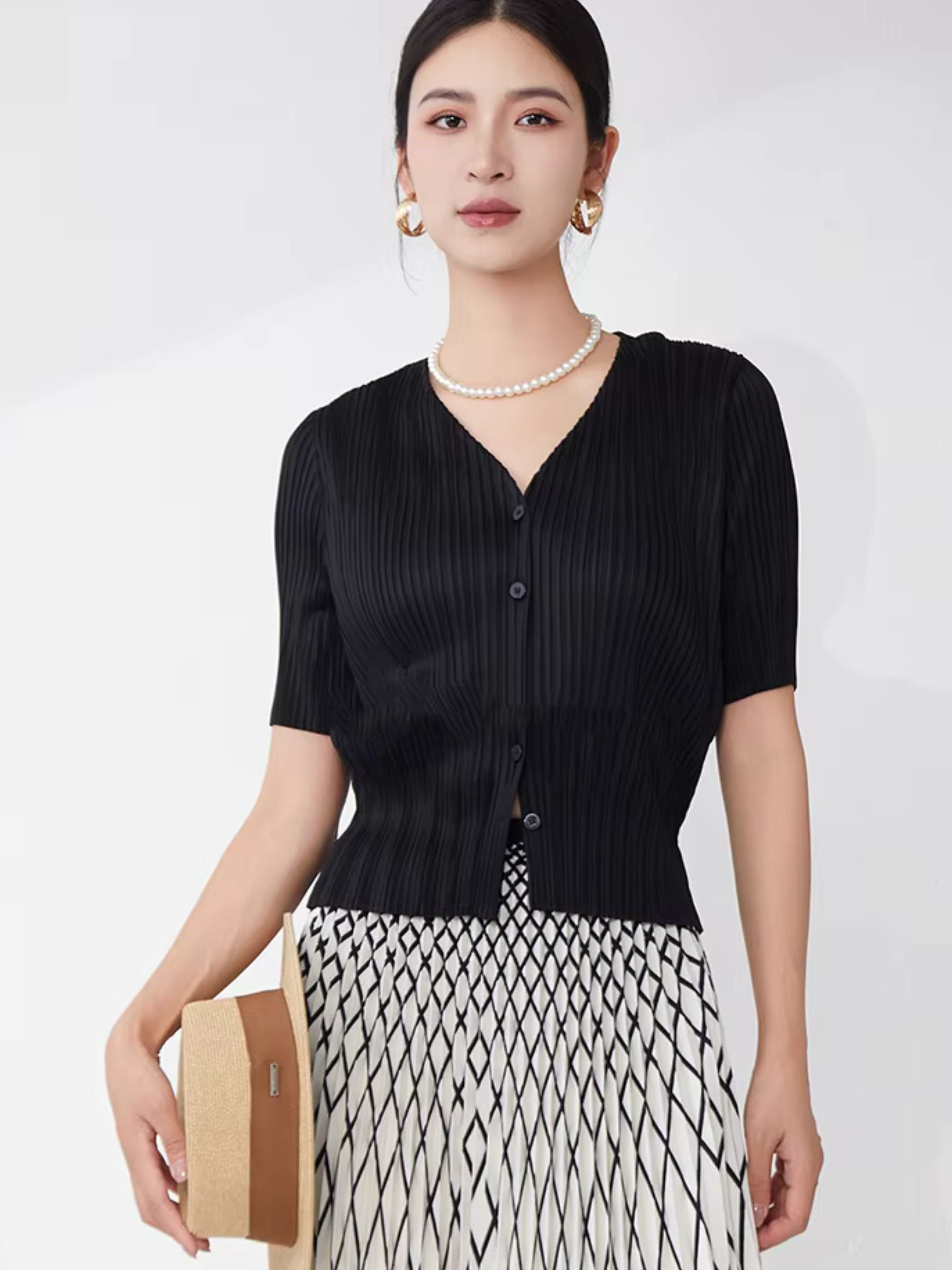 Alicia - Plain pleated jacket Black