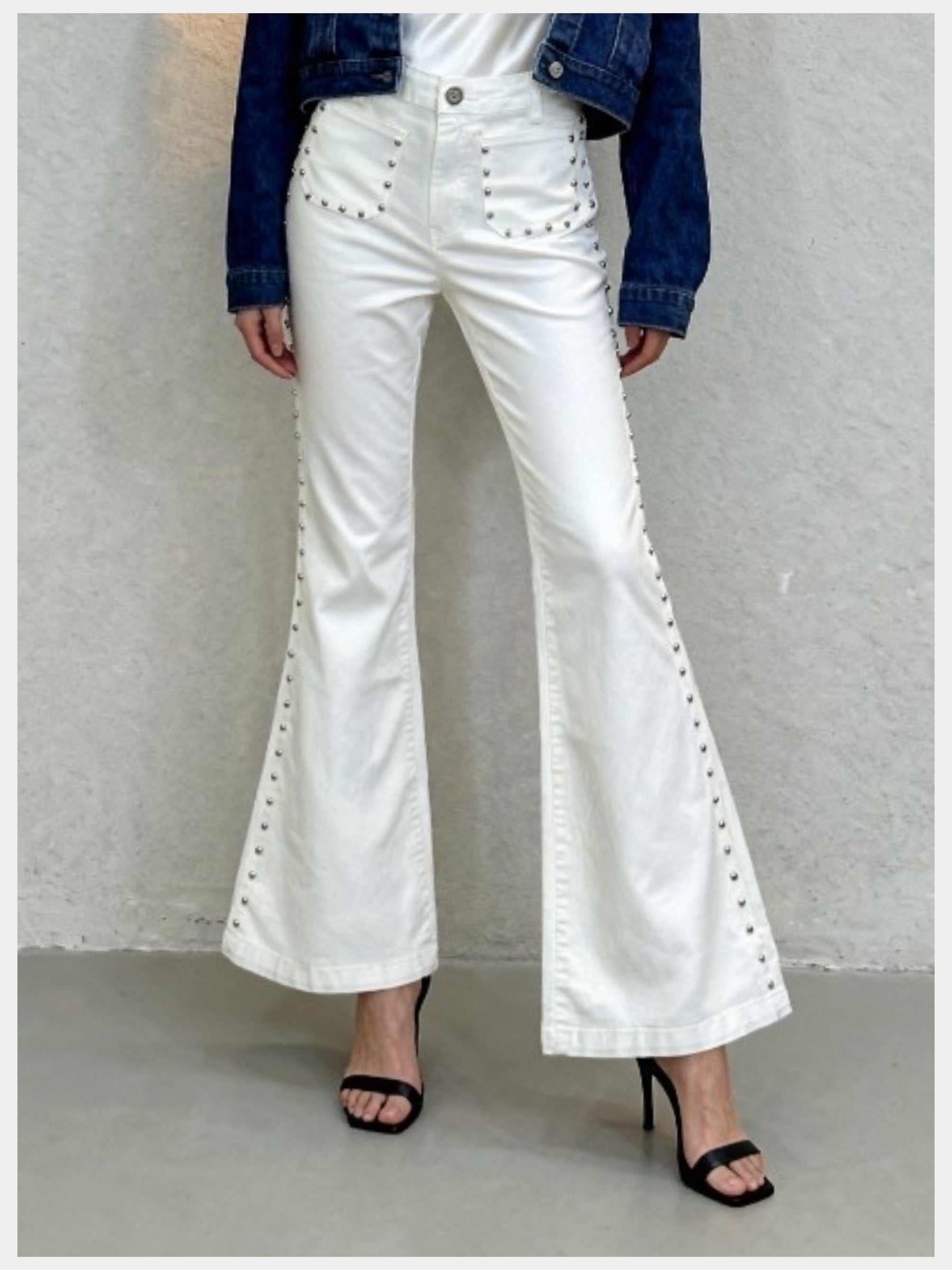 Megan - Cotton studded jeans