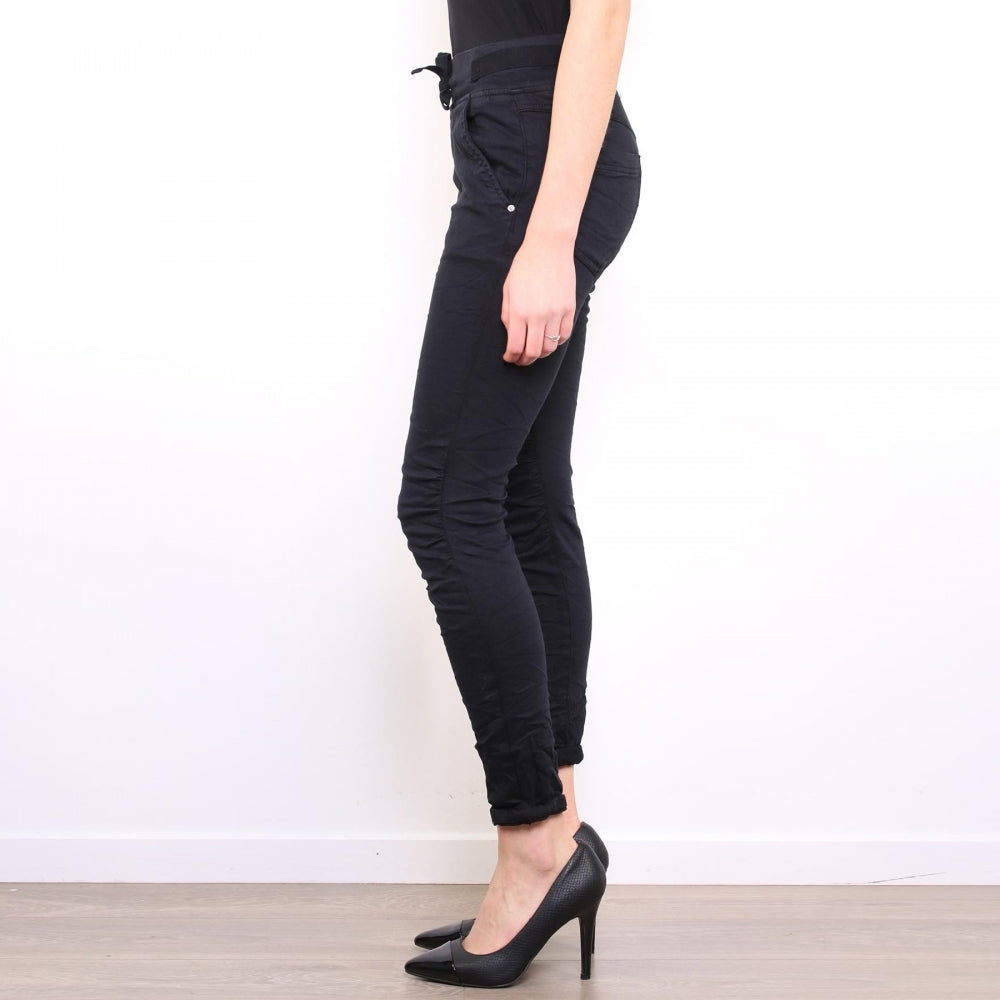 Missie stretch cotton black jogger ruched knee jean