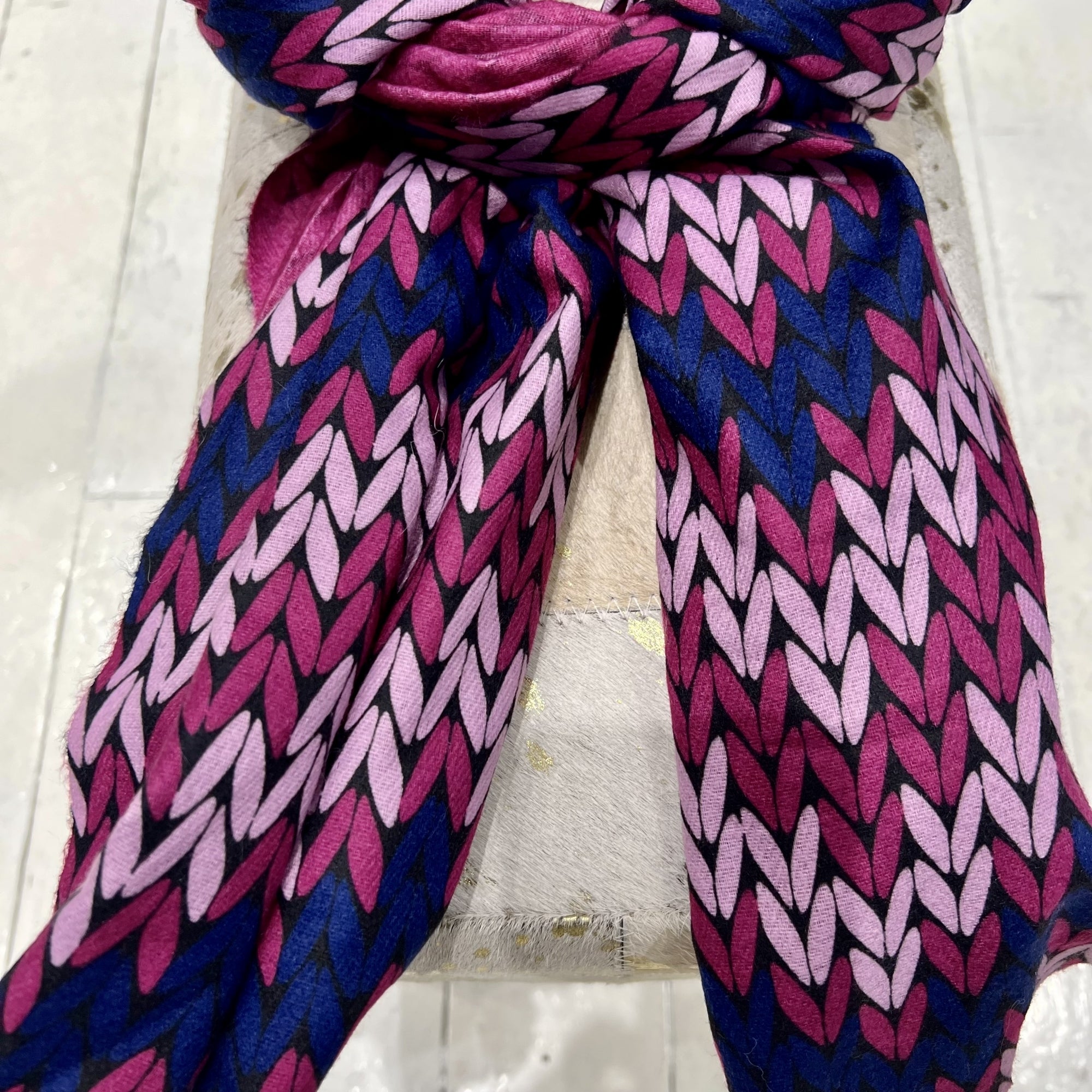 Petal fuschia pink wool blend contrast printed tassle trim scarf
