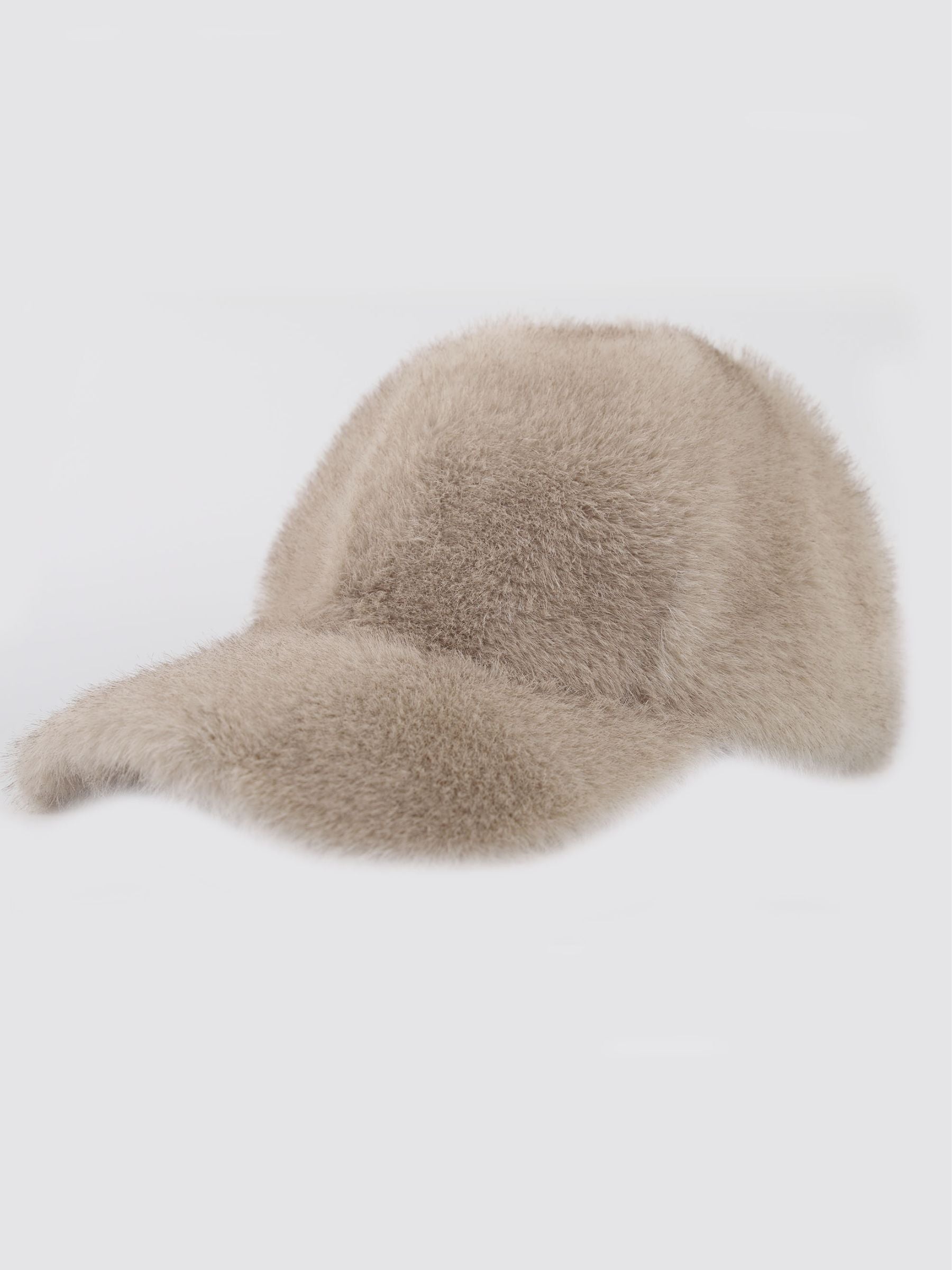 Kasey - Faux fur cap