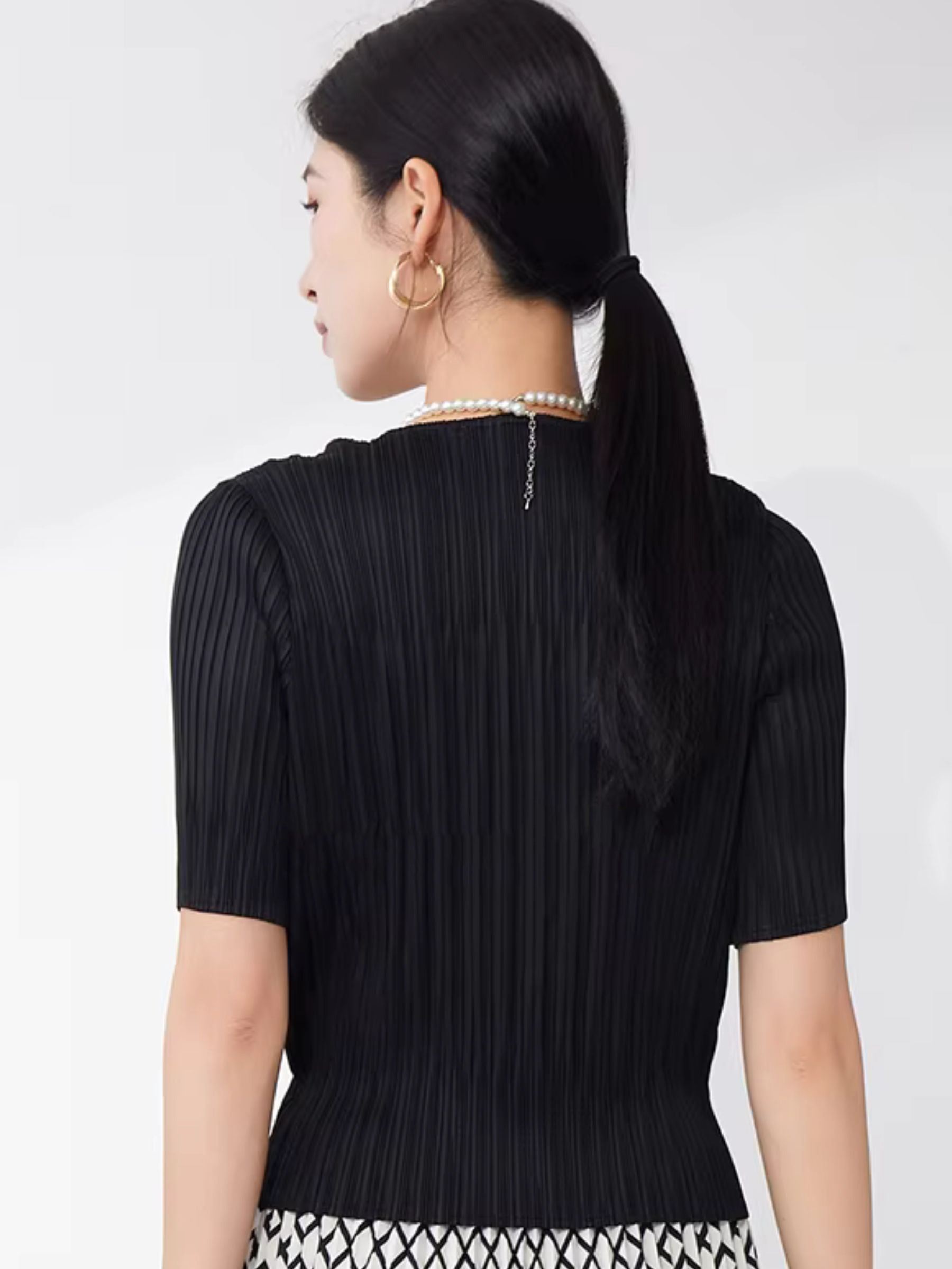 Alicia - Plain pleated jacket Black