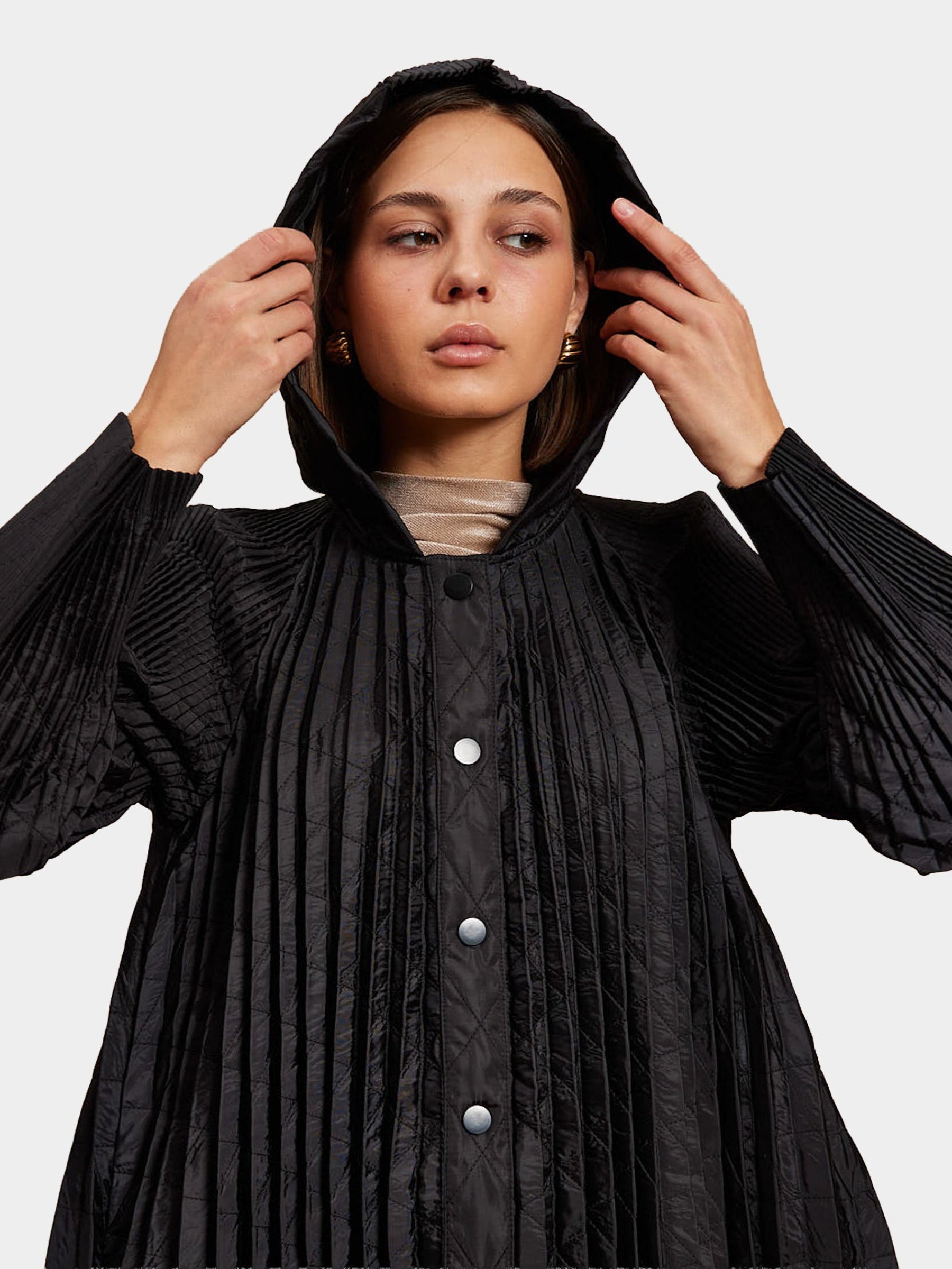 Orla - Pleat hooded coat