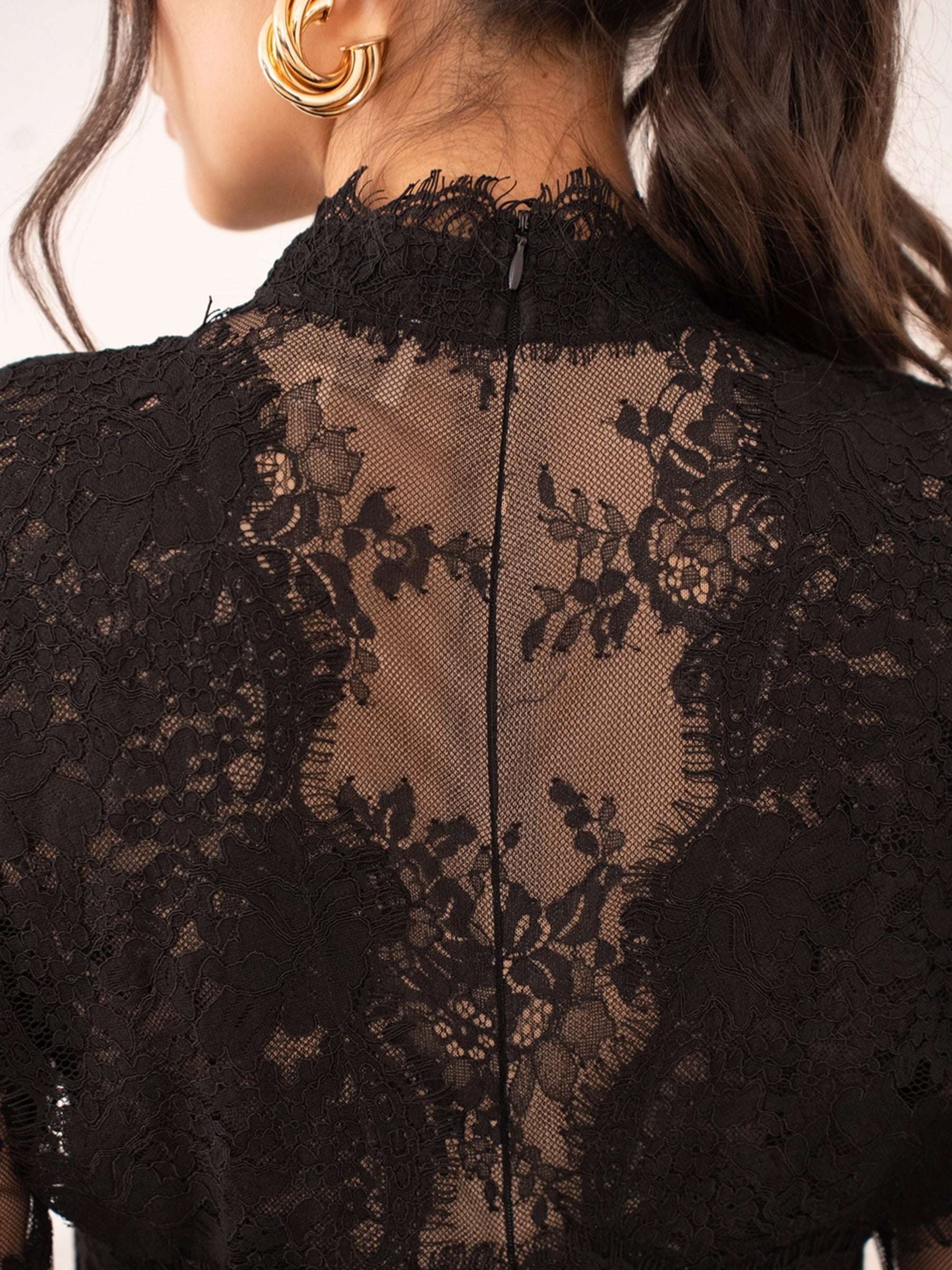 Melinda - Lace maxi dress