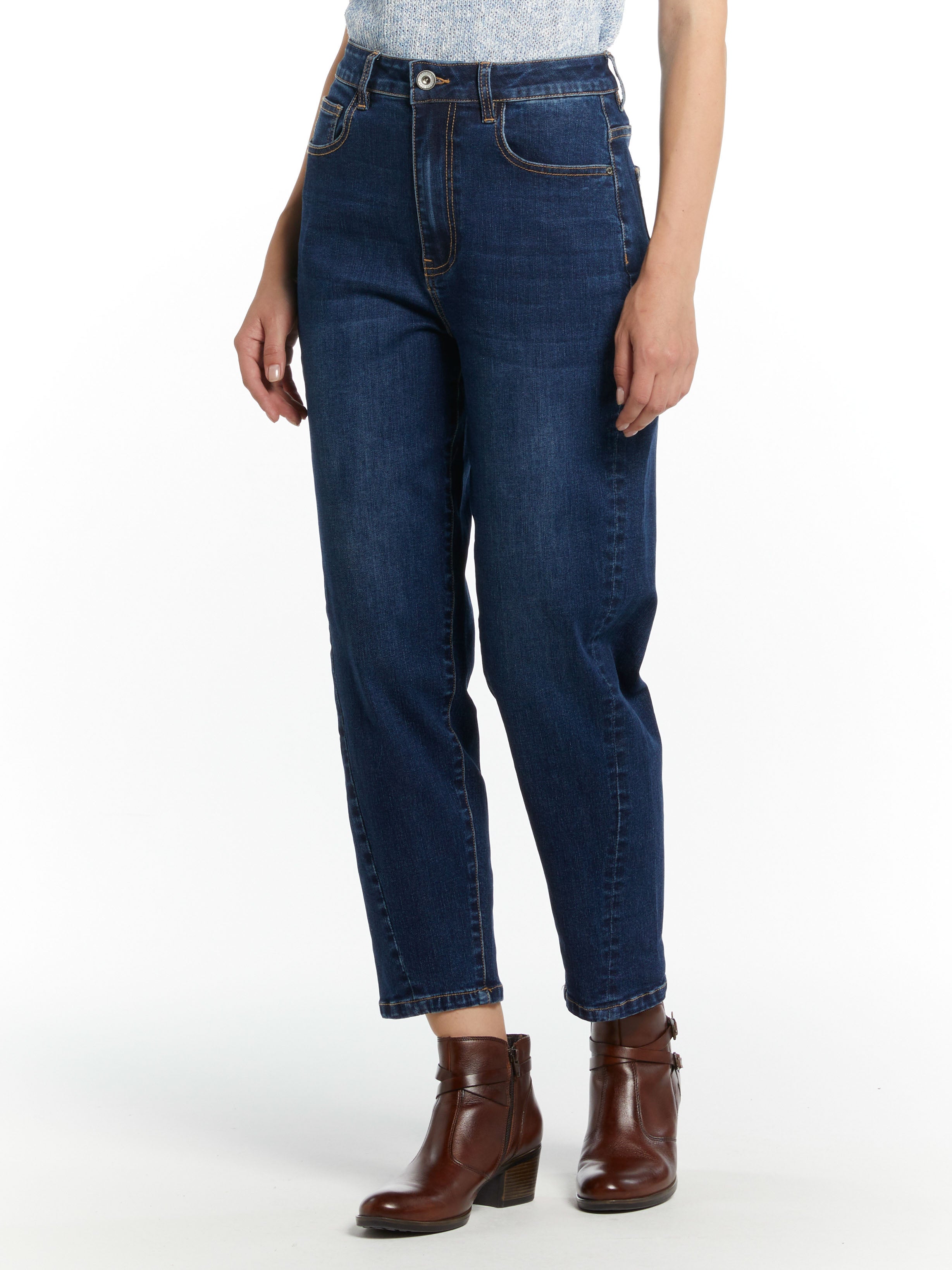 Andra - Twist seam jean