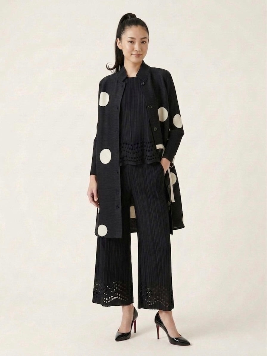 Eden - Midi length spot pleated dress / coat