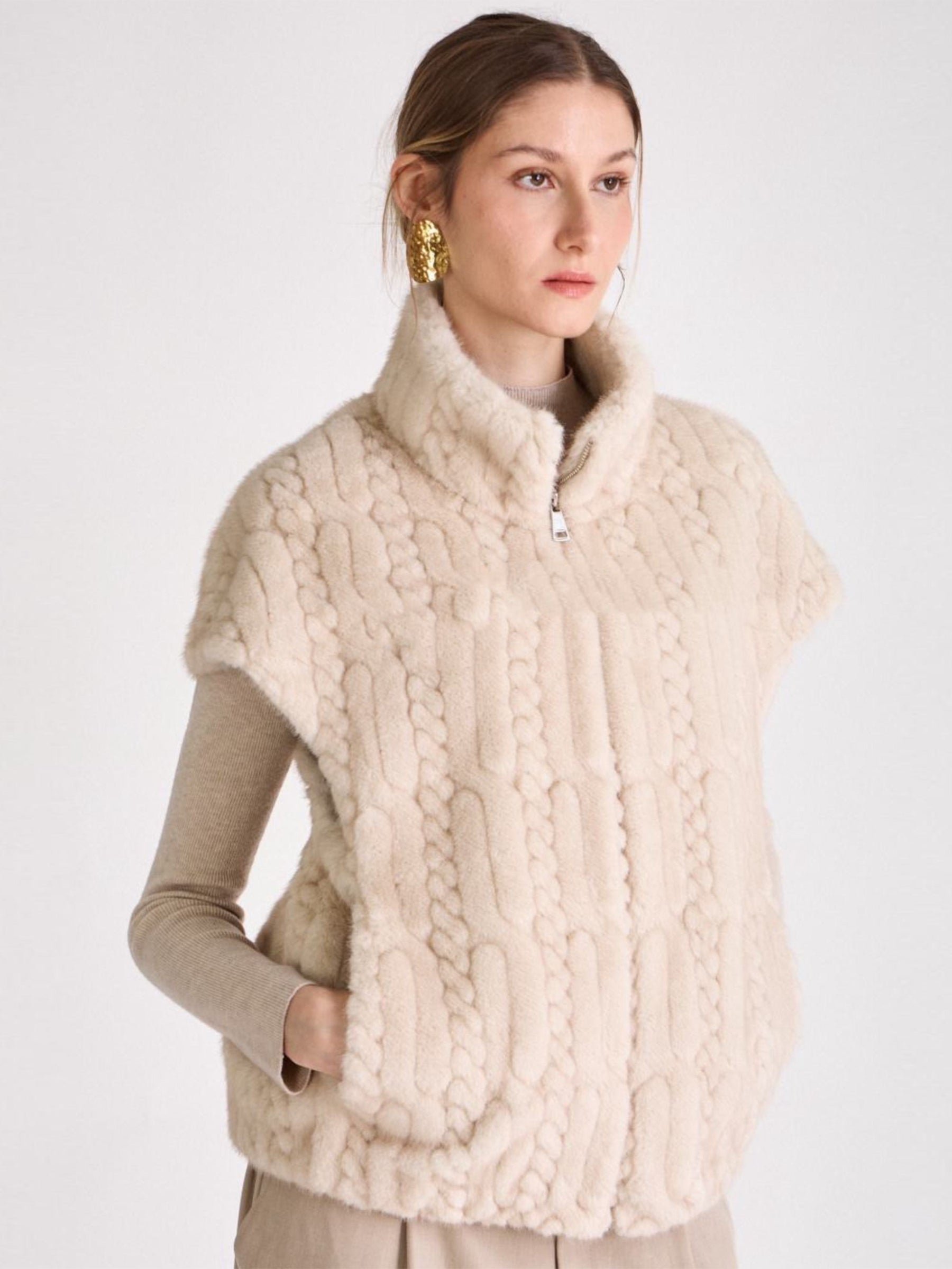Amanda - Faux fur gilet