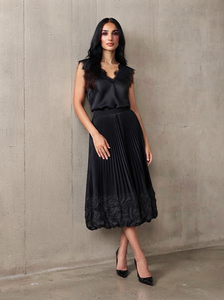 Lennox Pleat skirt in black