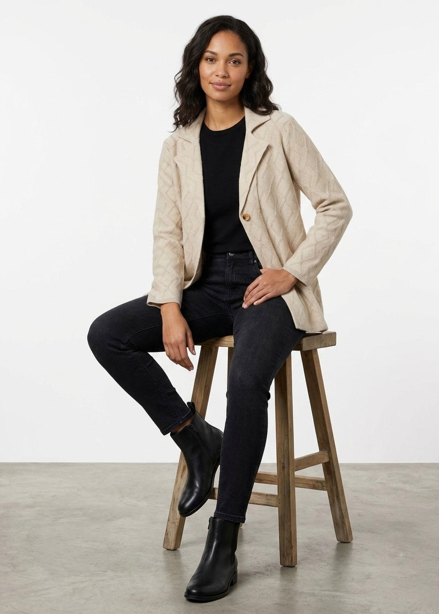 Francis - Embossed knitted jacket