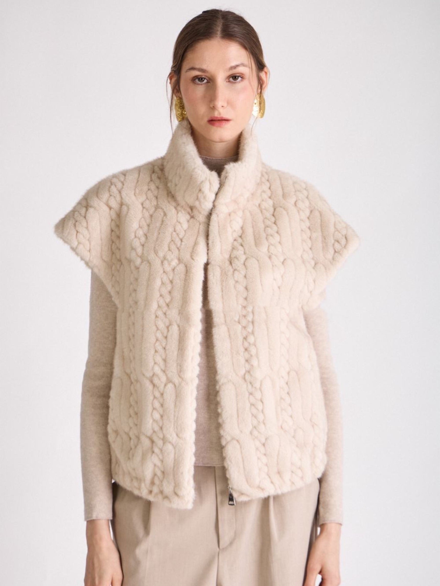 Amanda - Faux fur gilet