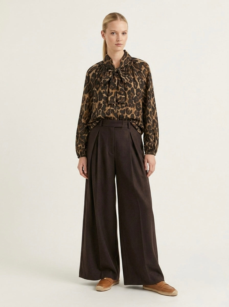 Dana - Animal print blouse