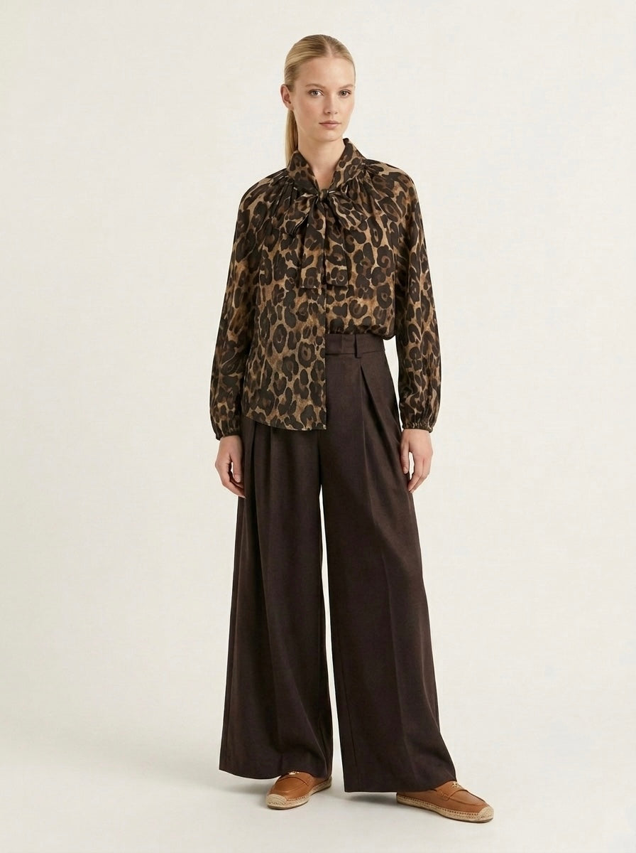Dana - Animal print blouse