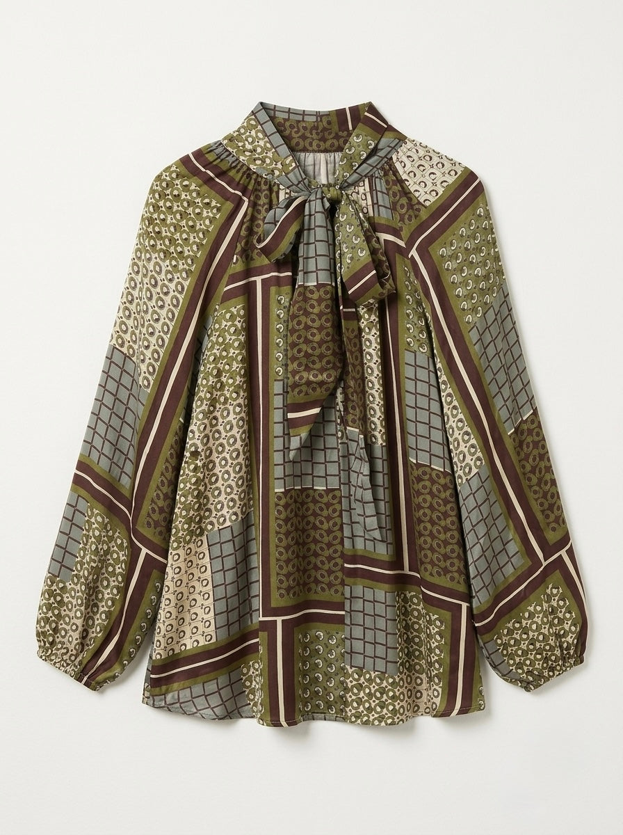 Amy - Tie front retro printed blouse
