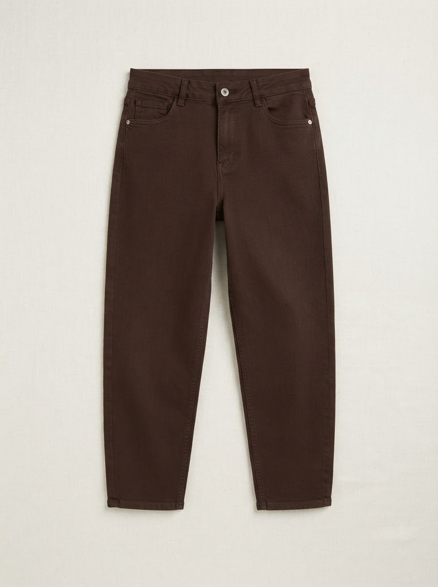 Lucia carrot-shape jeans in chocolate, front product view