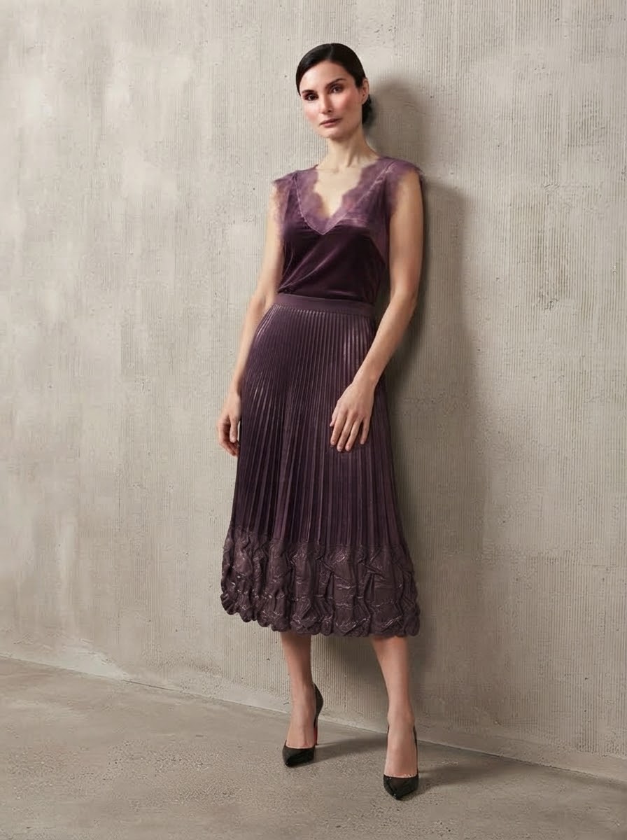 Lennox Pleat skirt in plum