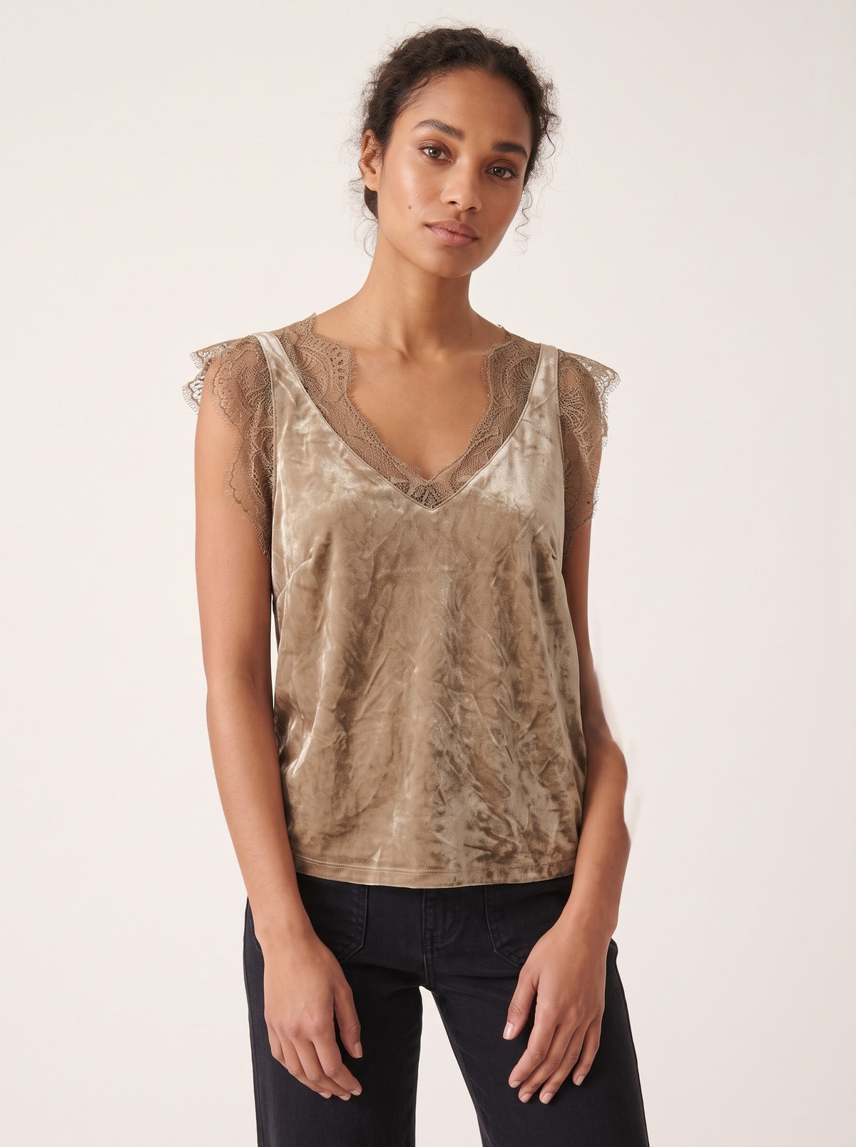 Lacey - Lace trim cami top
