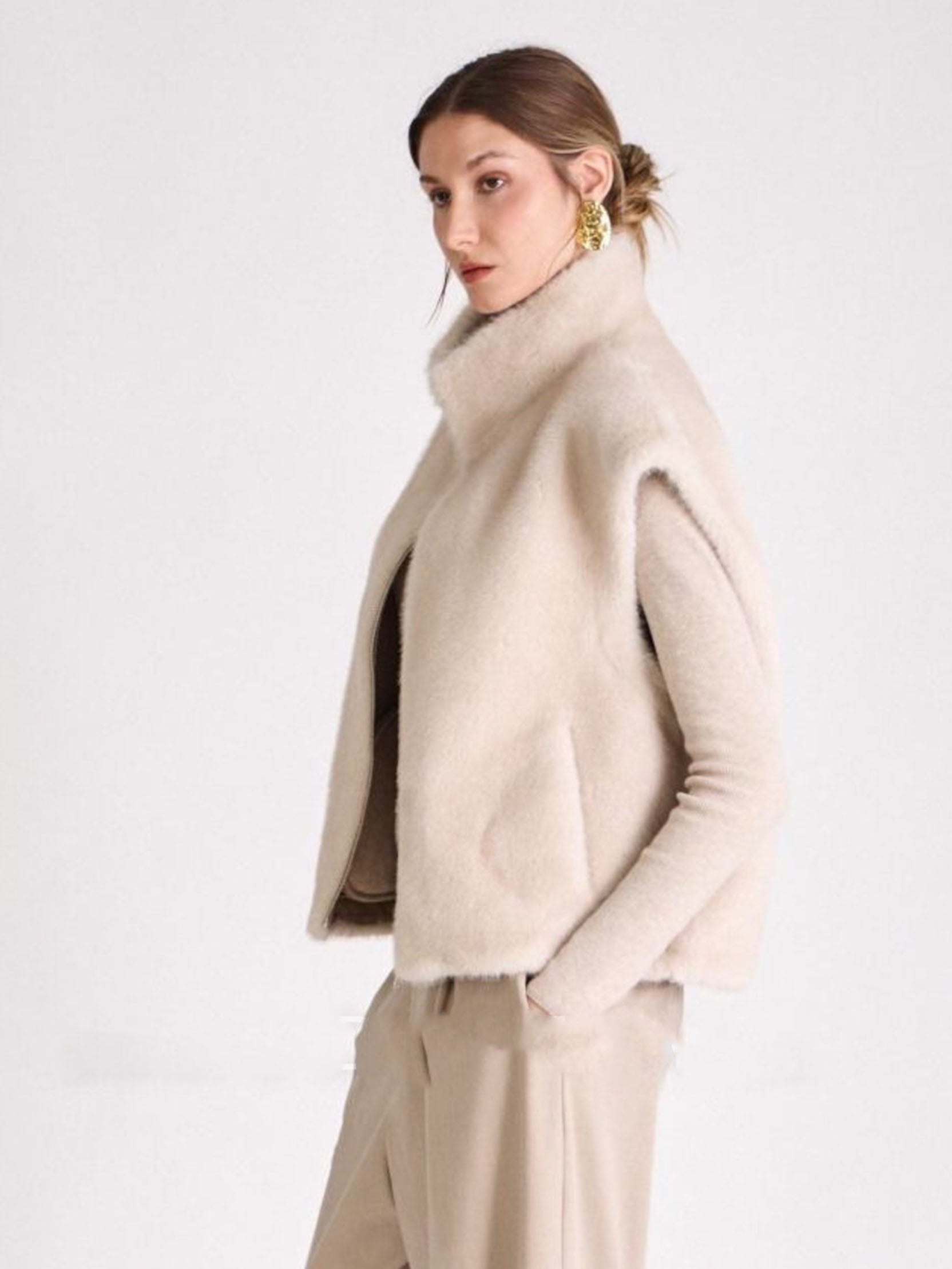 Alandra - Faux fur gilet