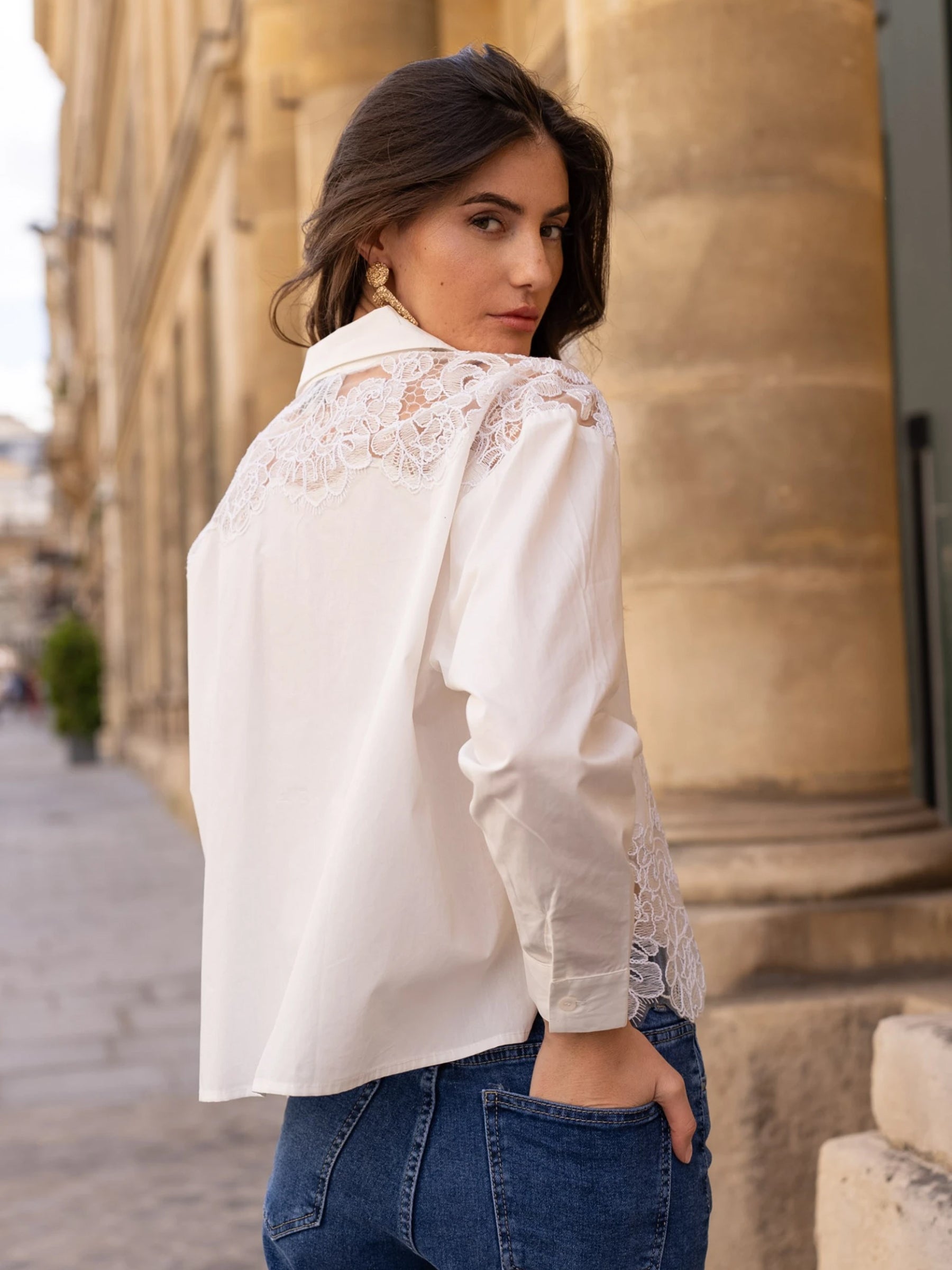 Faye - Cotton and Lace shirt