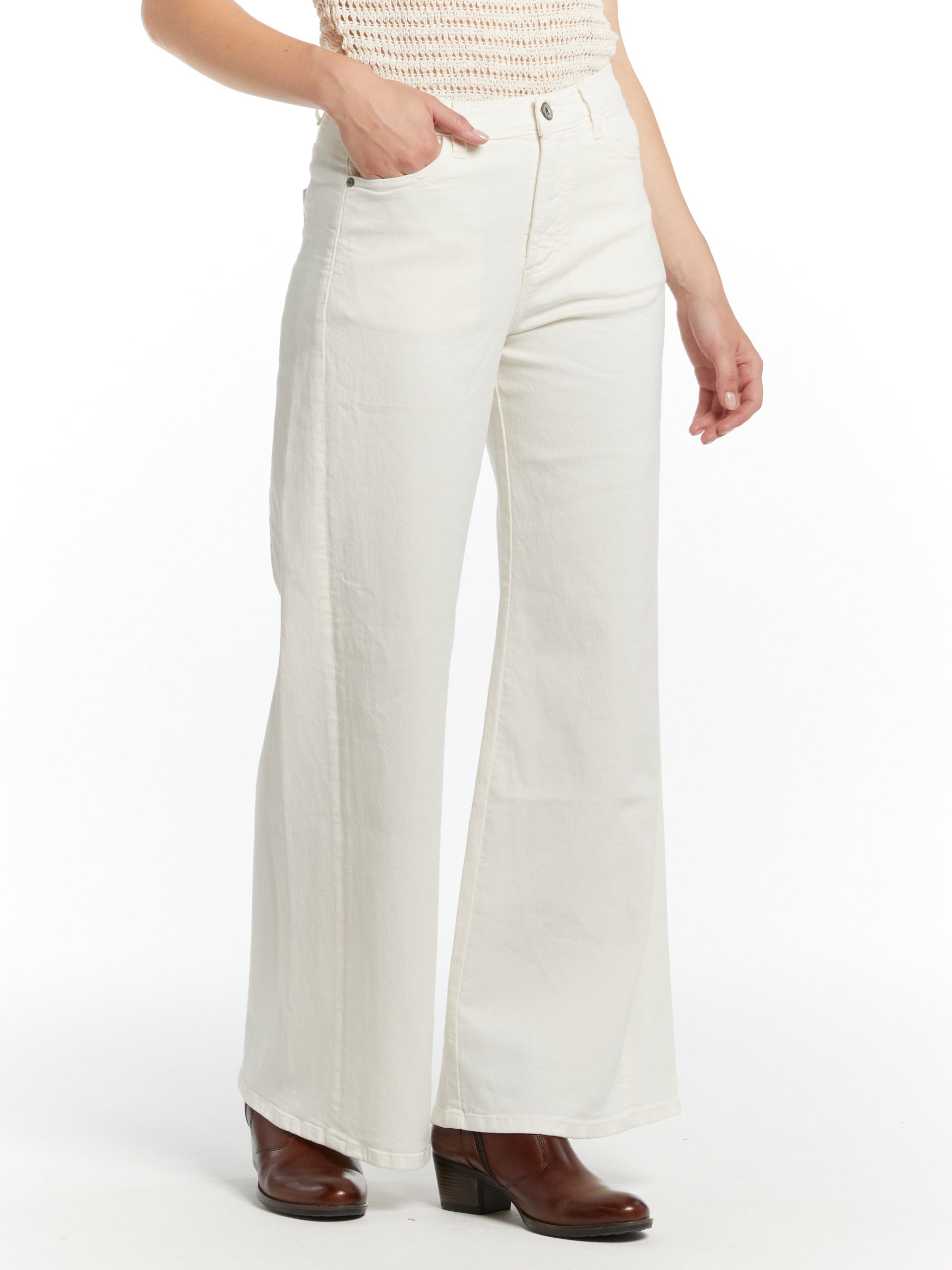 Delilah - Wide leg jeans