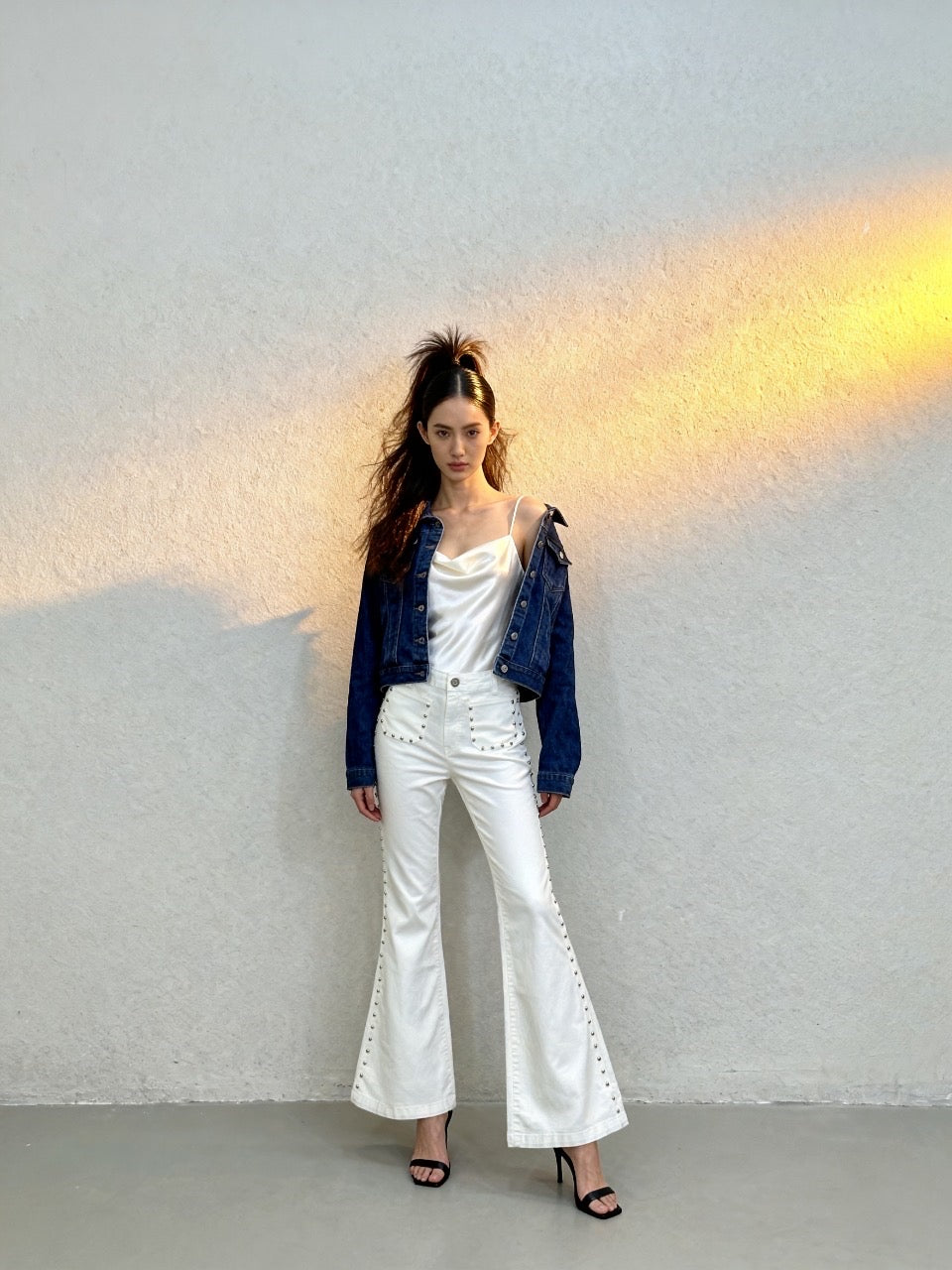 Megan - Cotton studded jeans