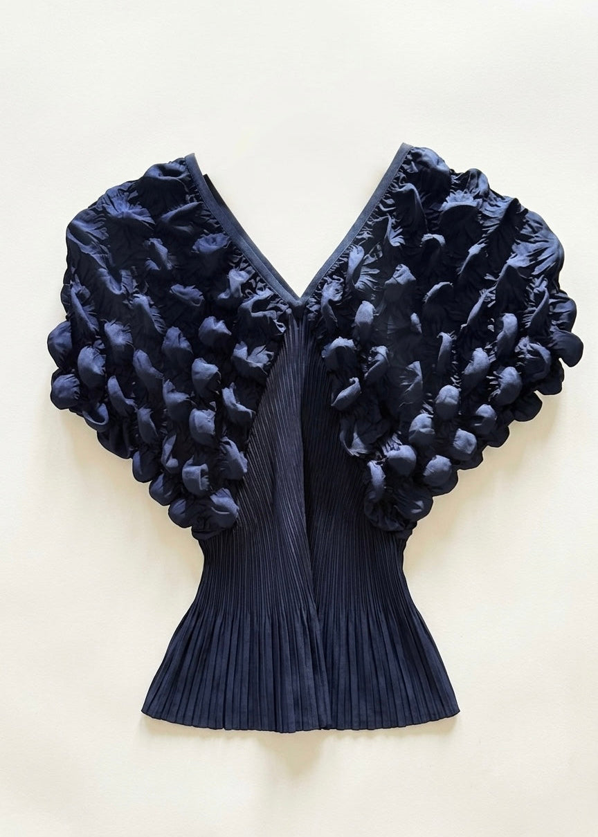 Marsha - Bubble pleated v top
