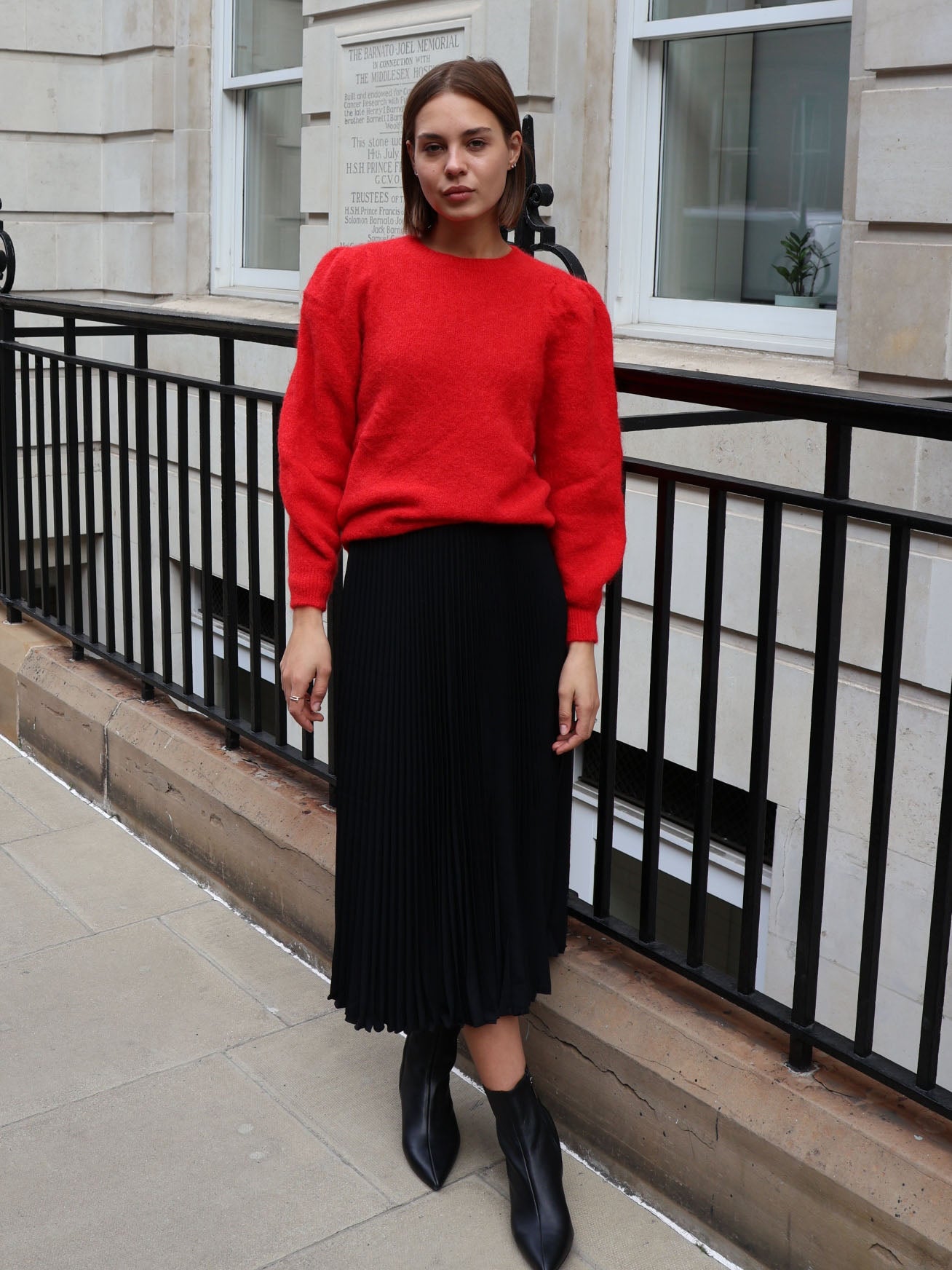 Anni - Puff sleeve jumper Red