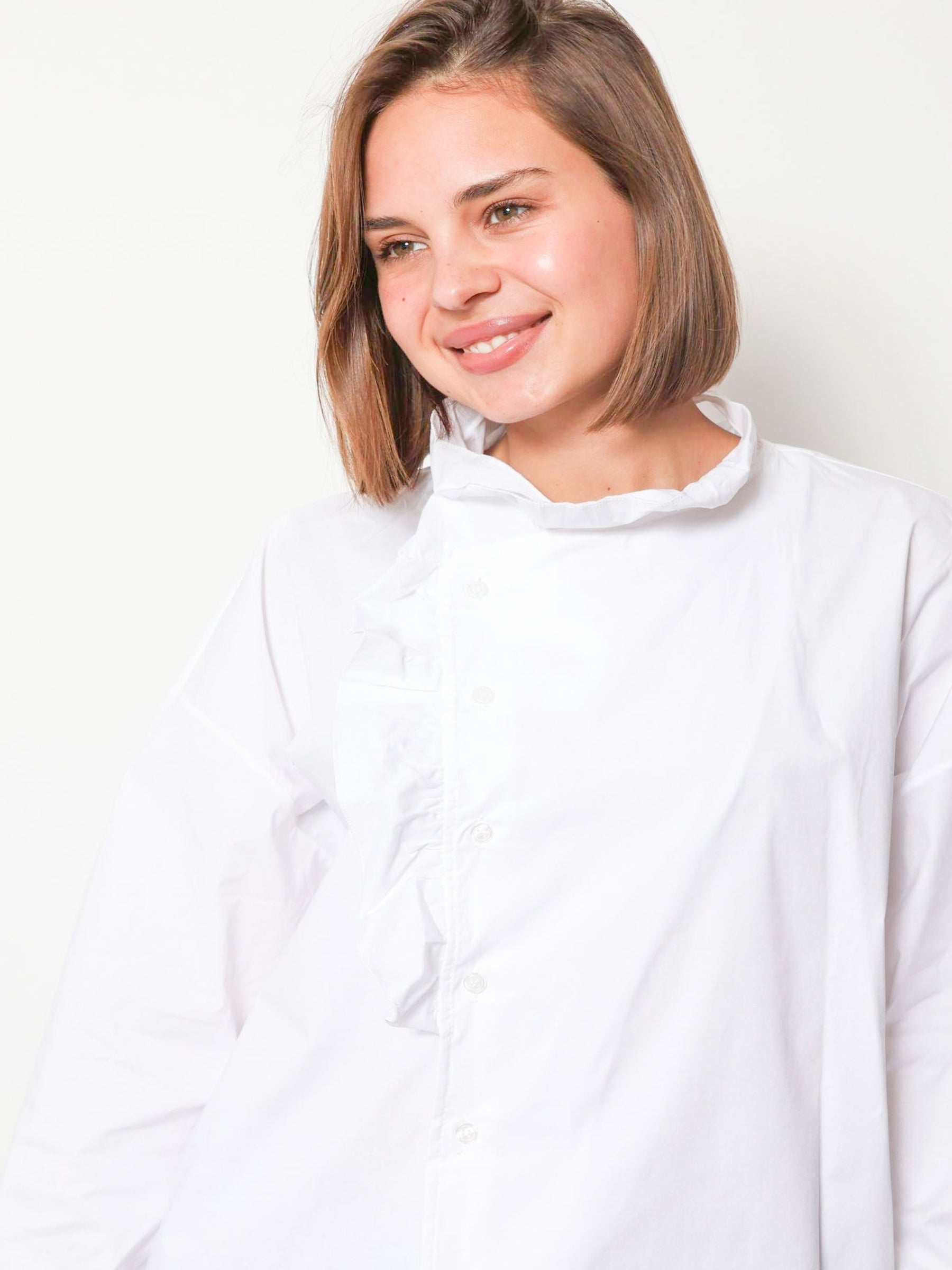 Chelsea - Frill trim shirt