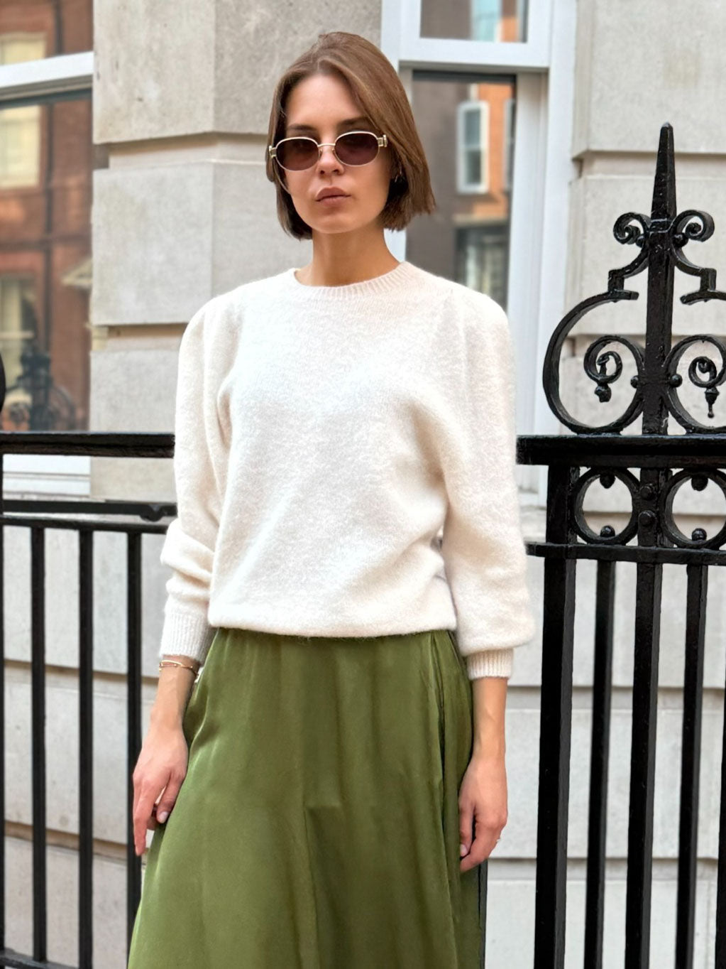 Anni - Puff sleeve jumper Cream