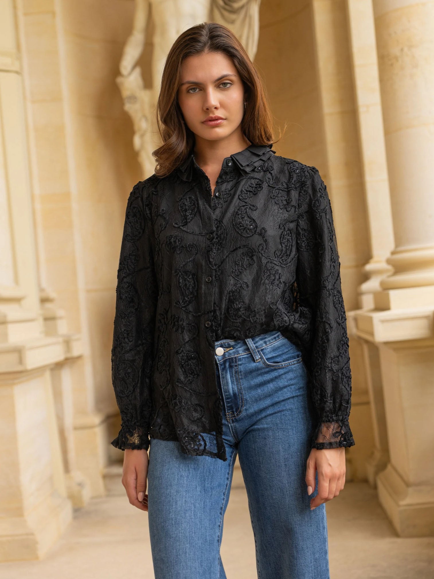 Soren - Lace and collar shirt
