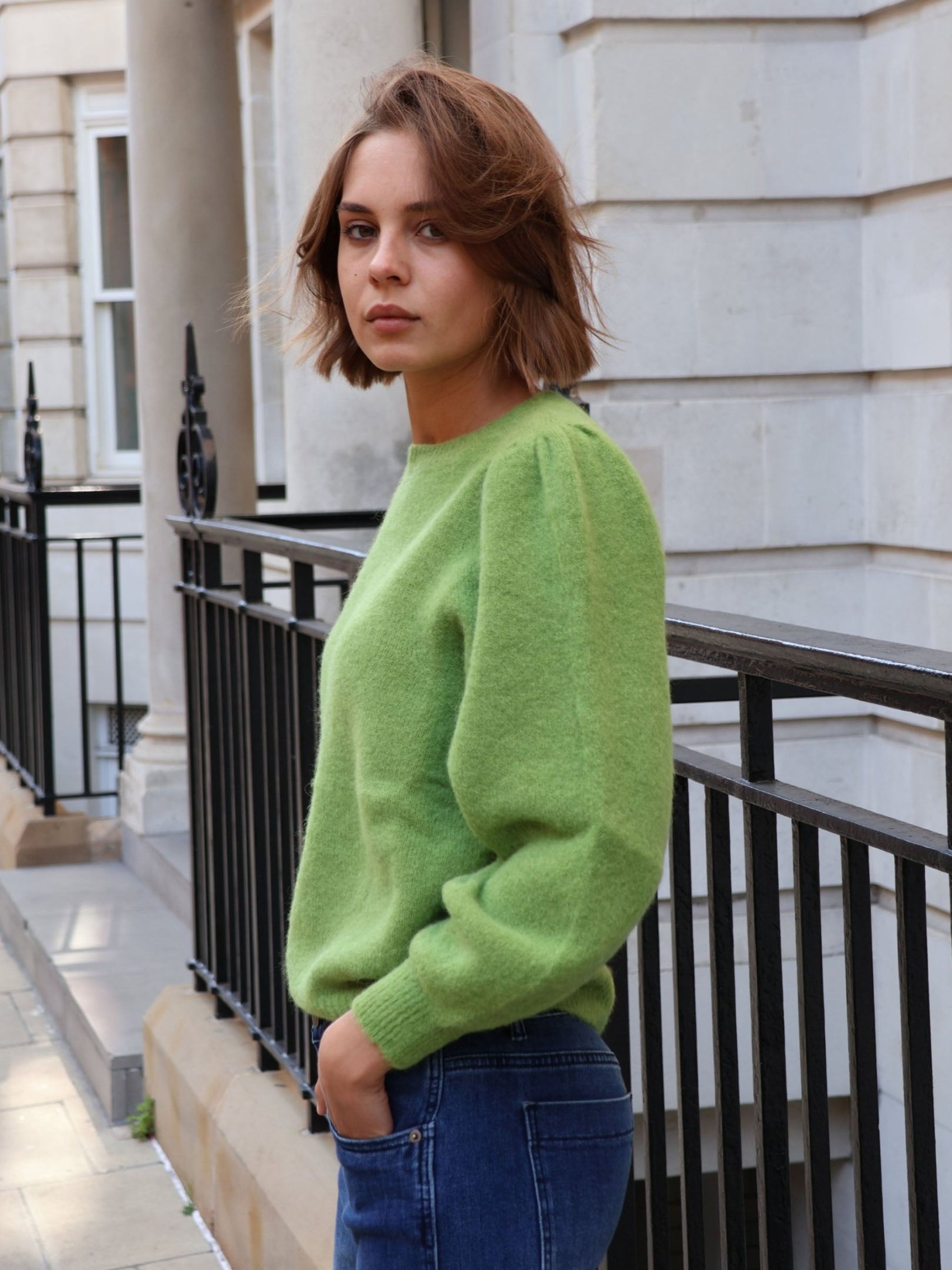 Anni - Puff sleeve jumper Olive