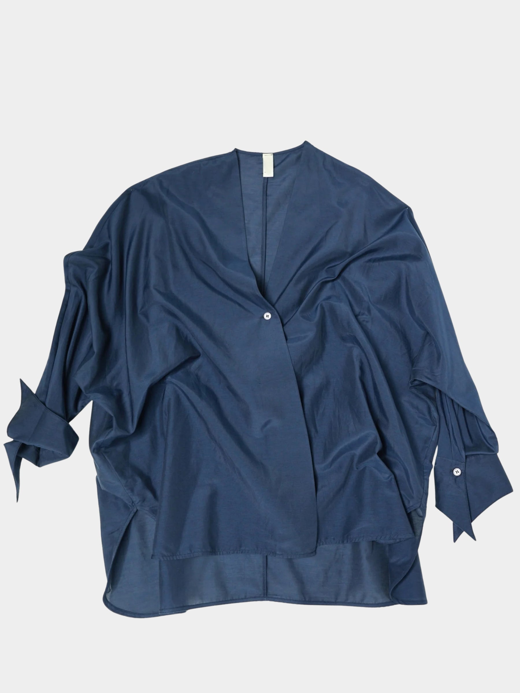 Samie - One button blouse
