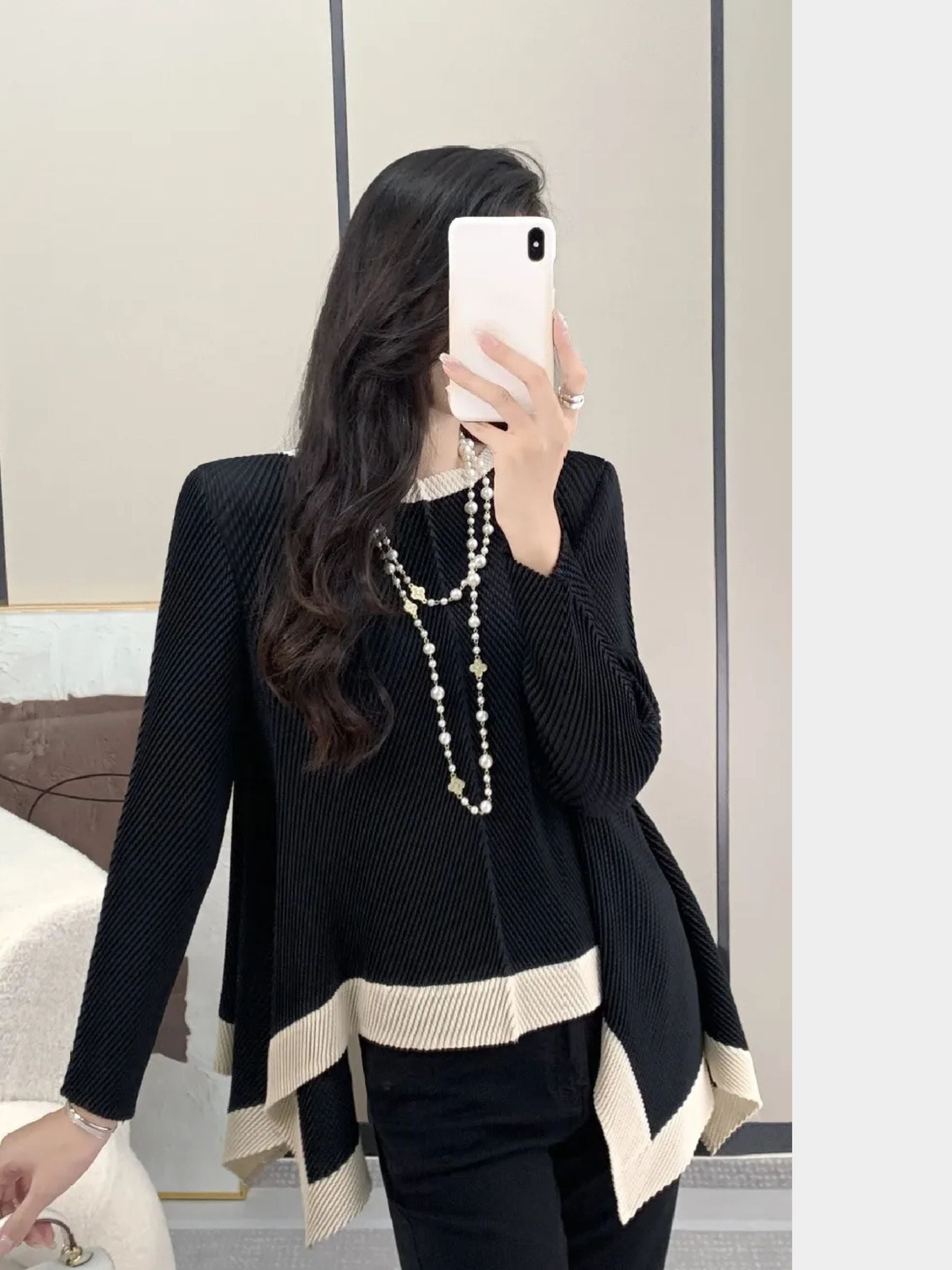 Matilda - Drop side pleated top