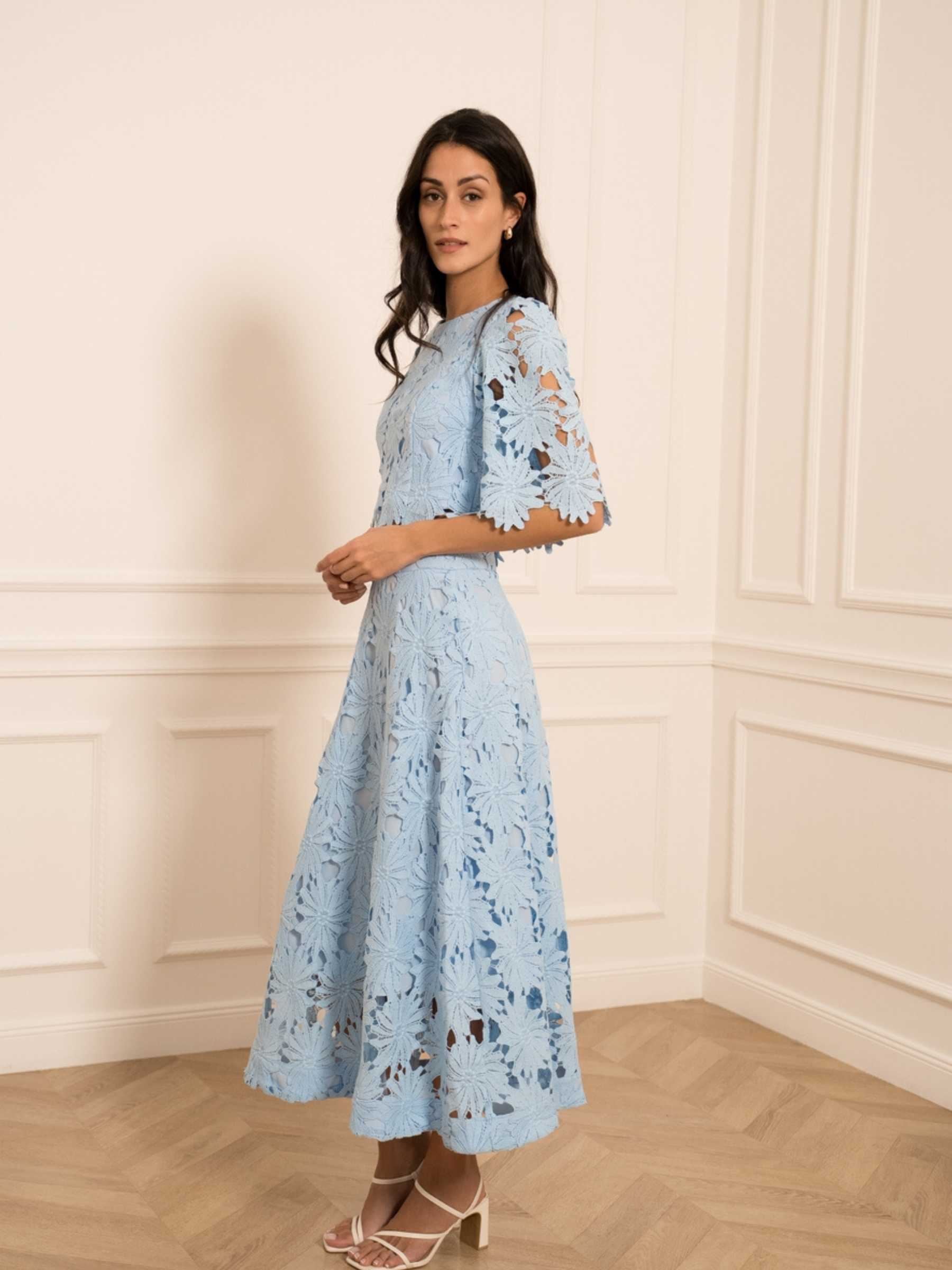 Clarice - Lined lace skirt