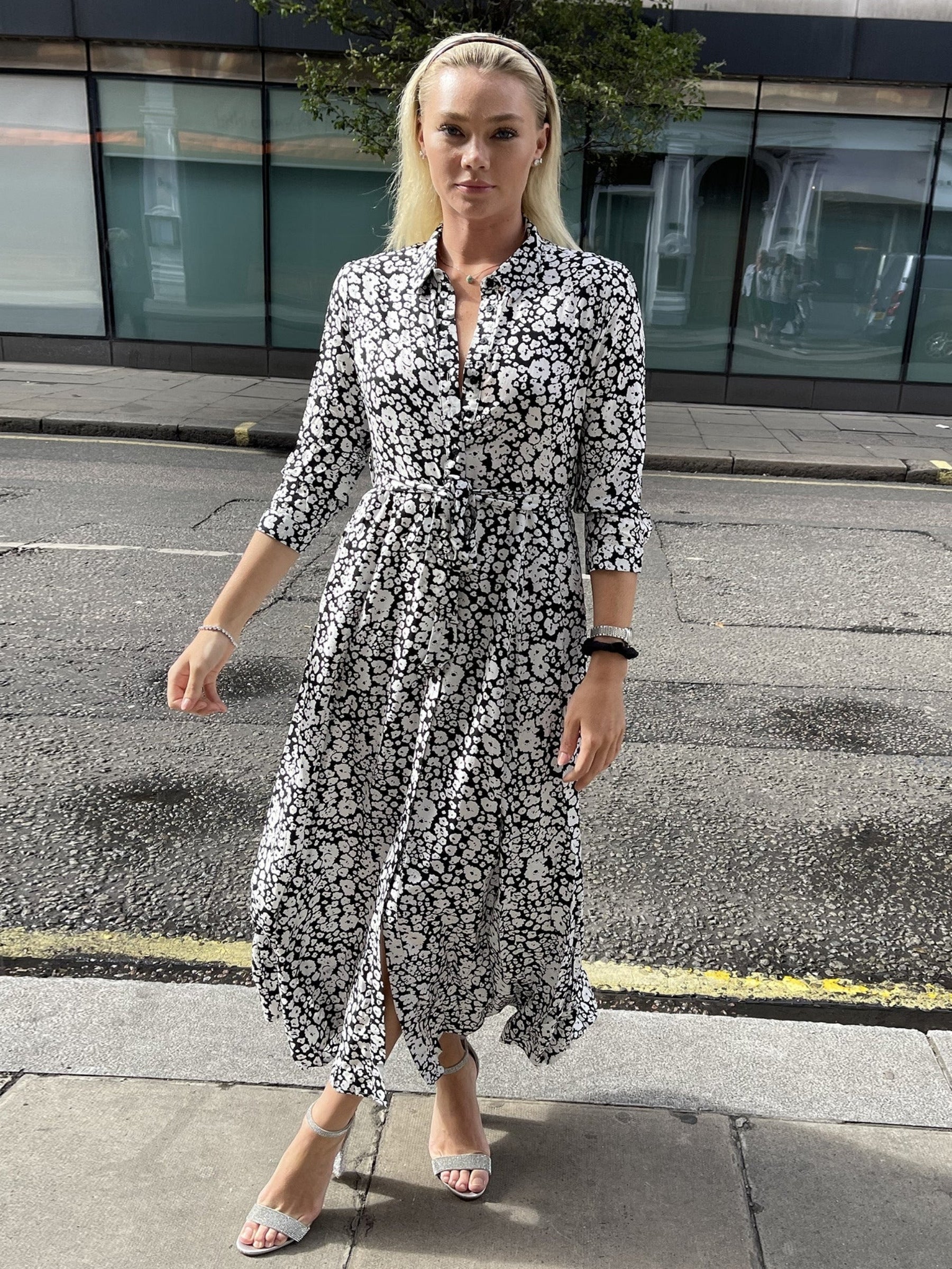 Luna blk/wht cloud print pocket maxi shirt dress