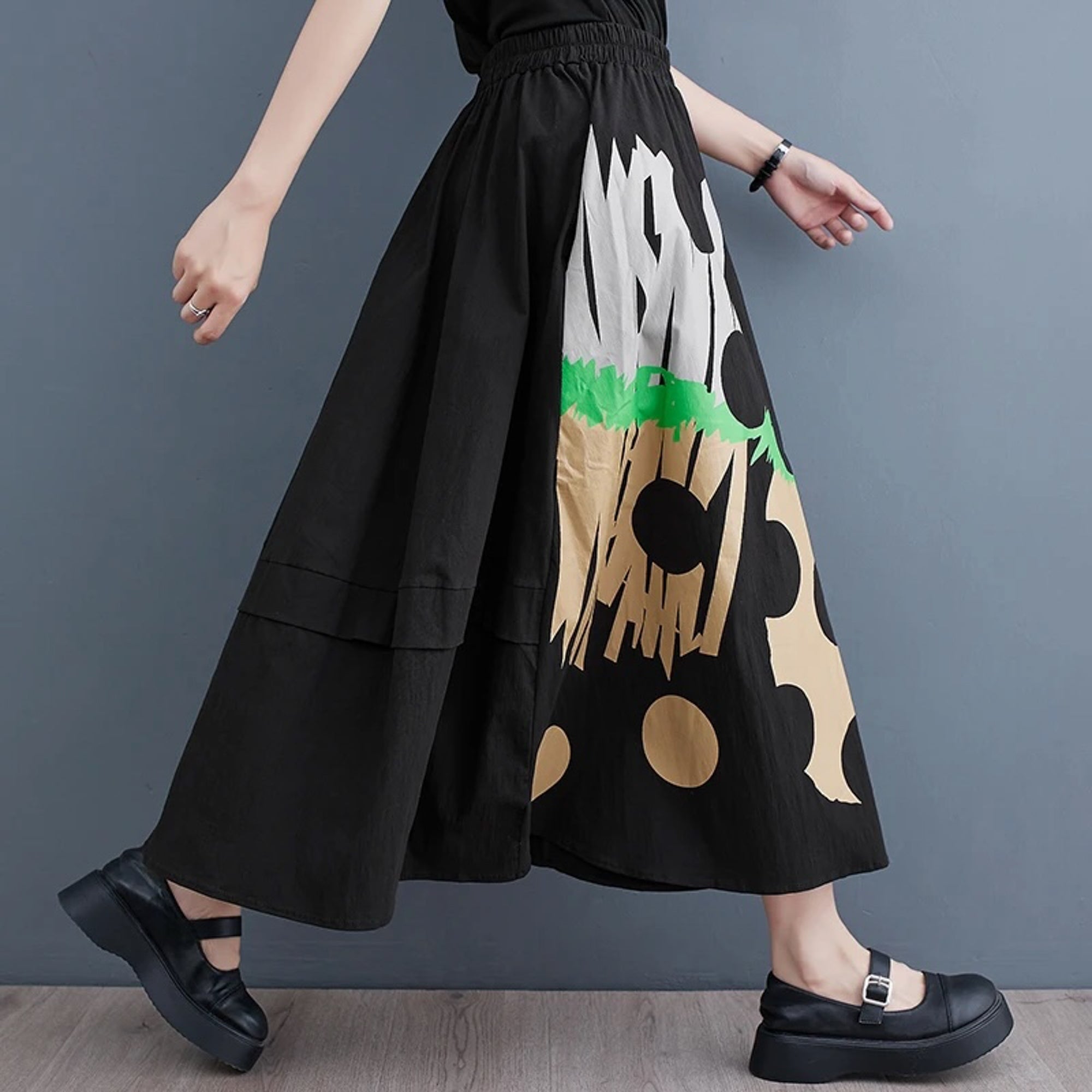 Olivier black cotton midi length circle flower skirt