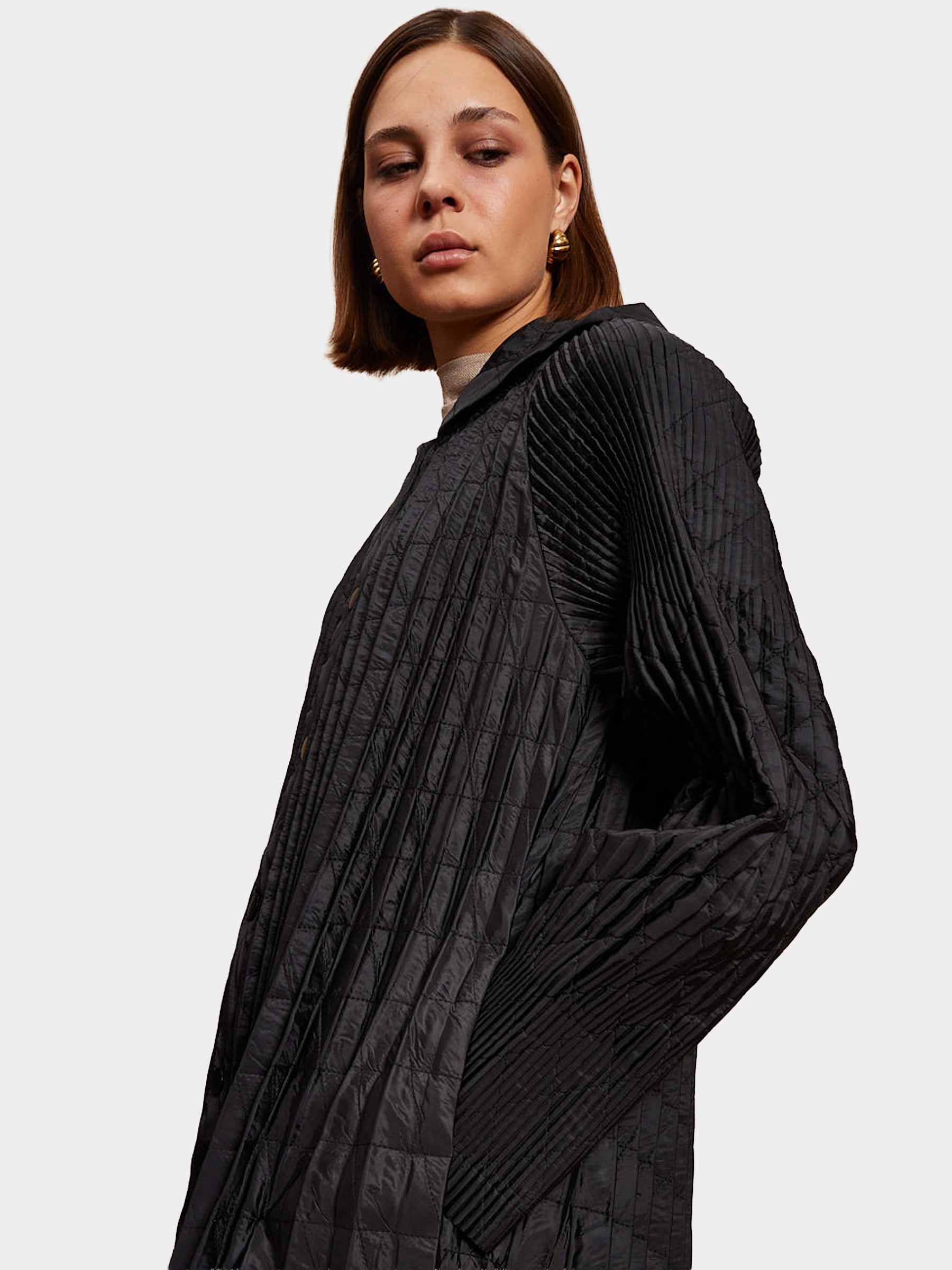 Orla - Pleat hooded coat