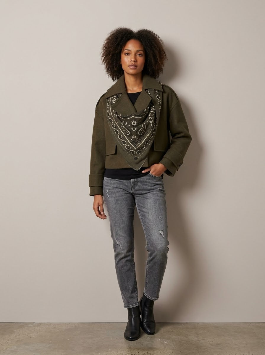 Rosa khaki short trench jacket with scarf and jeans