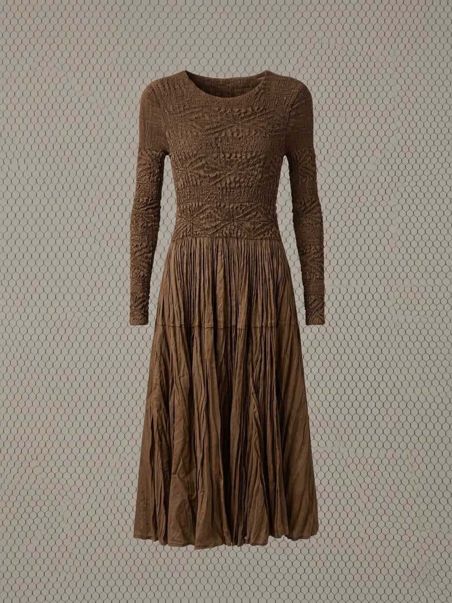 Marlin - long sleeved semi pleated dress