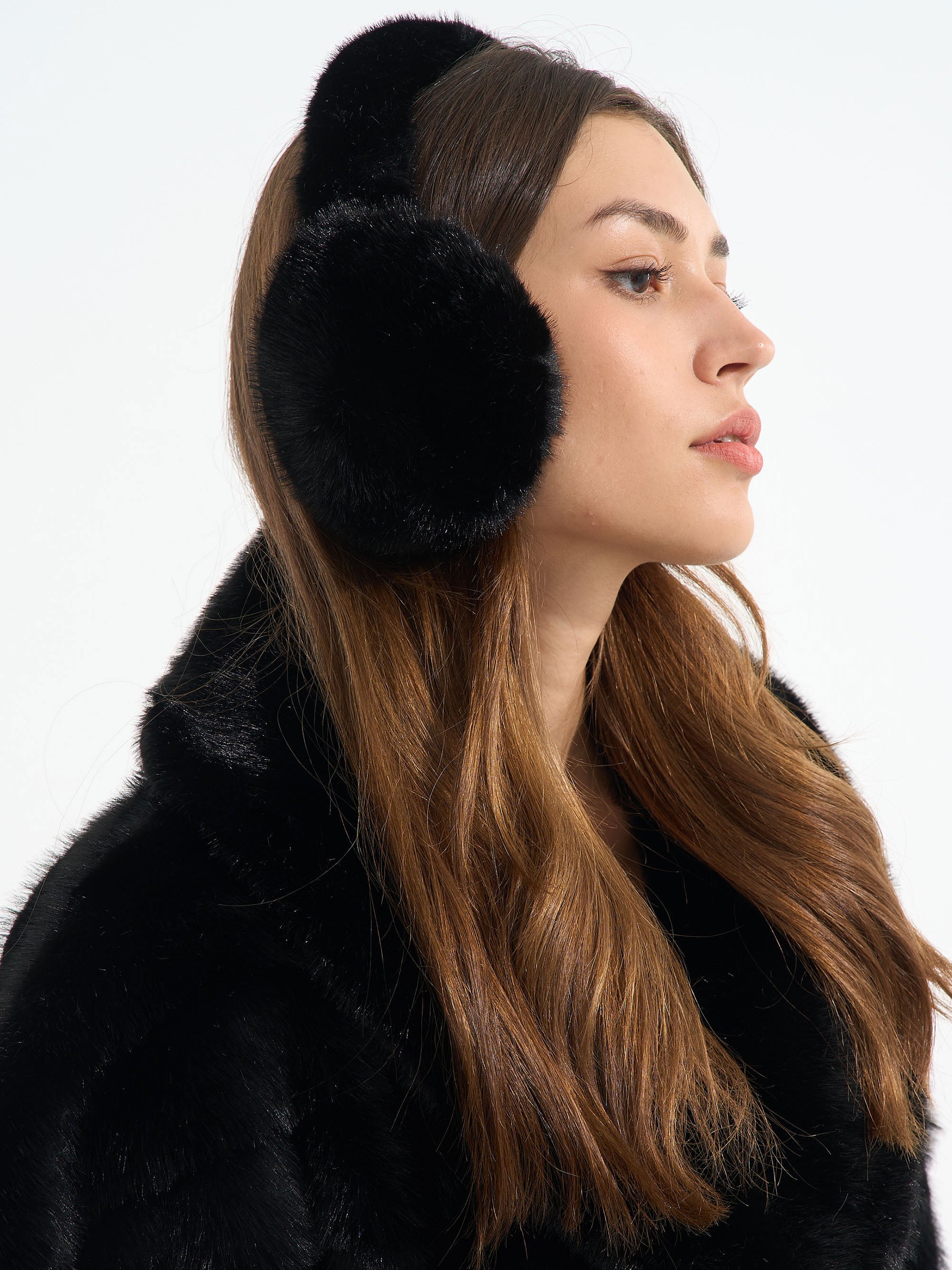 Karlyn - Faux fur ear muffs