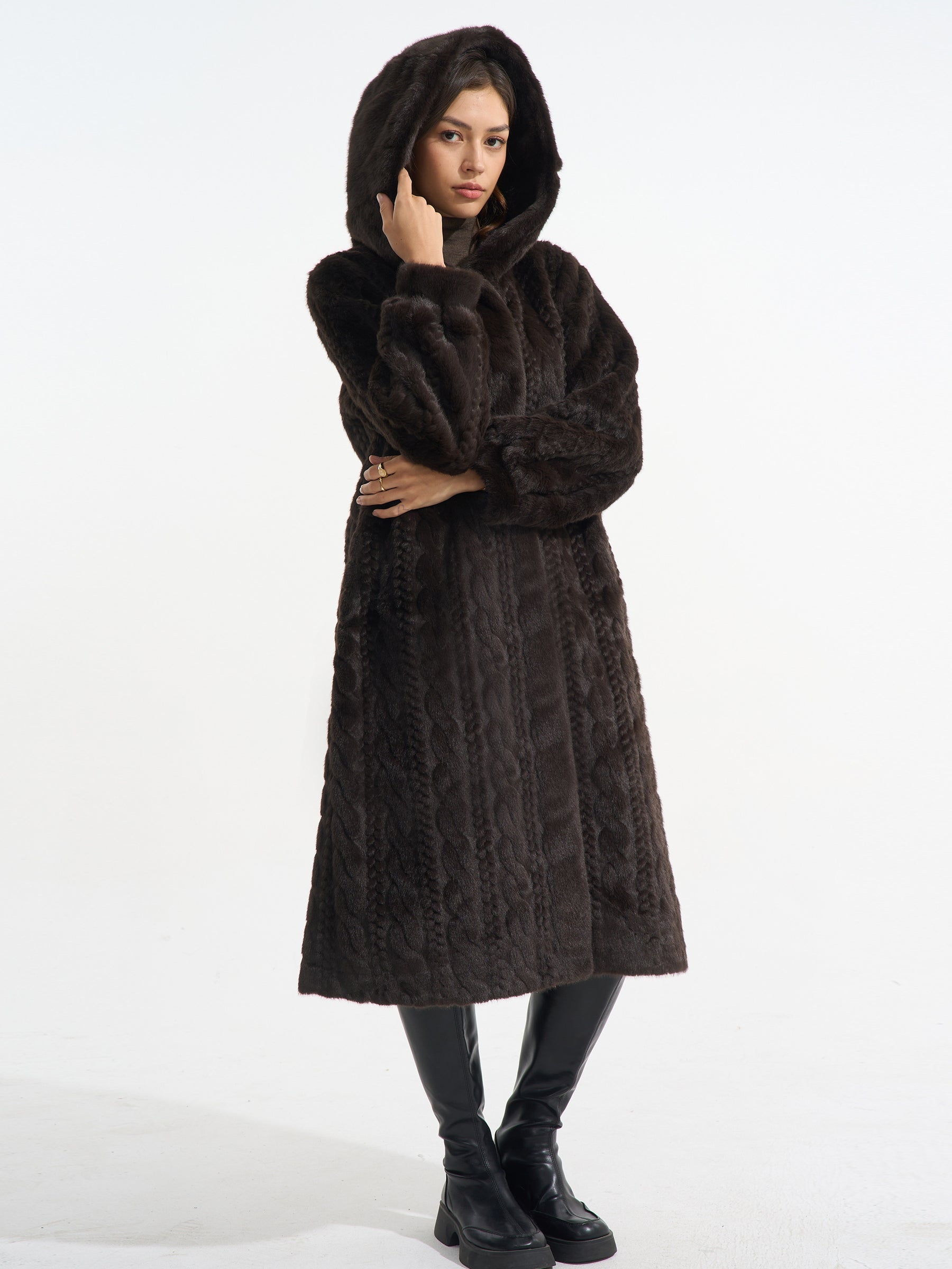Amanda - Faux fur hooded coat