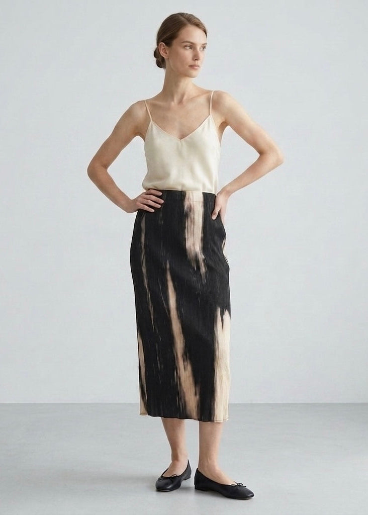 Kryssia Pleated pencil skirt