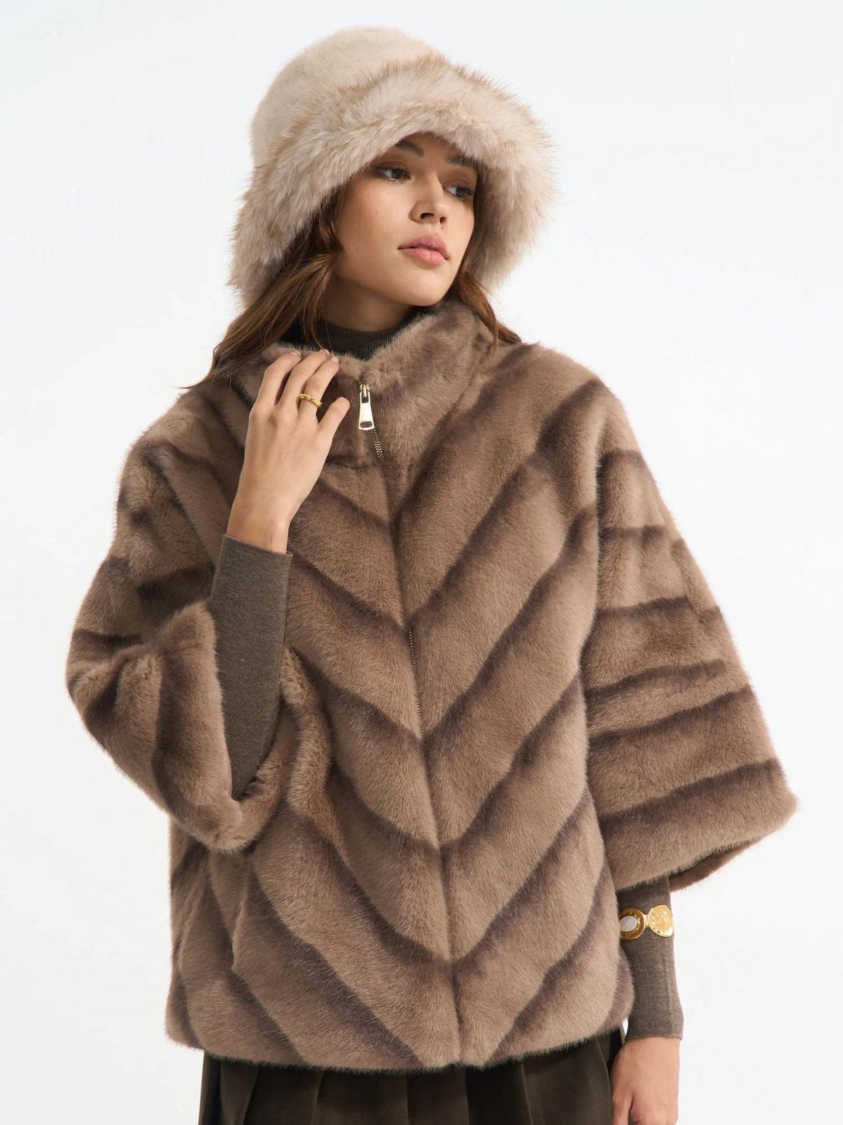 Keely - Faux fur cape jacket