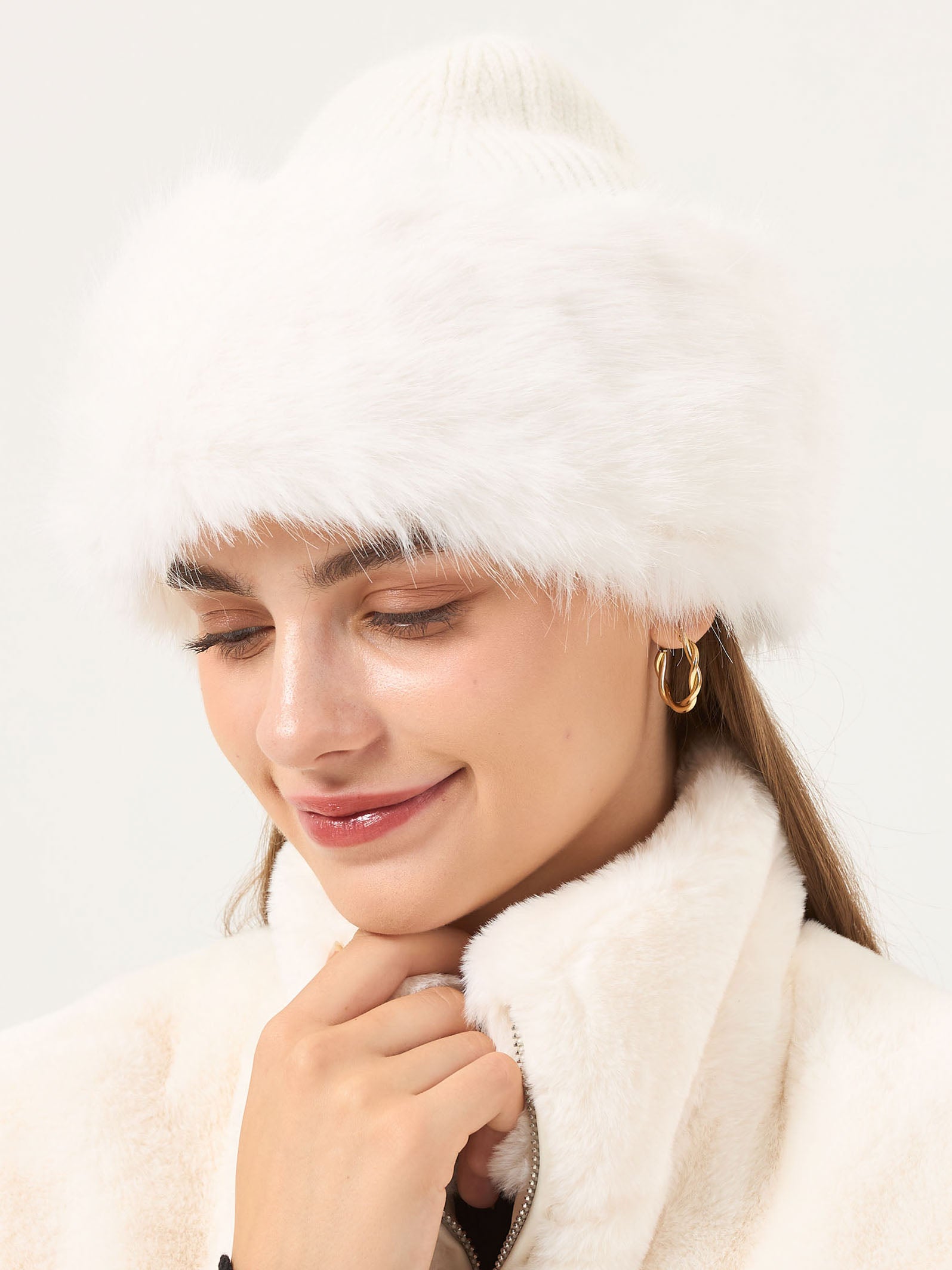 Hanna - Faux fur trimmed hat