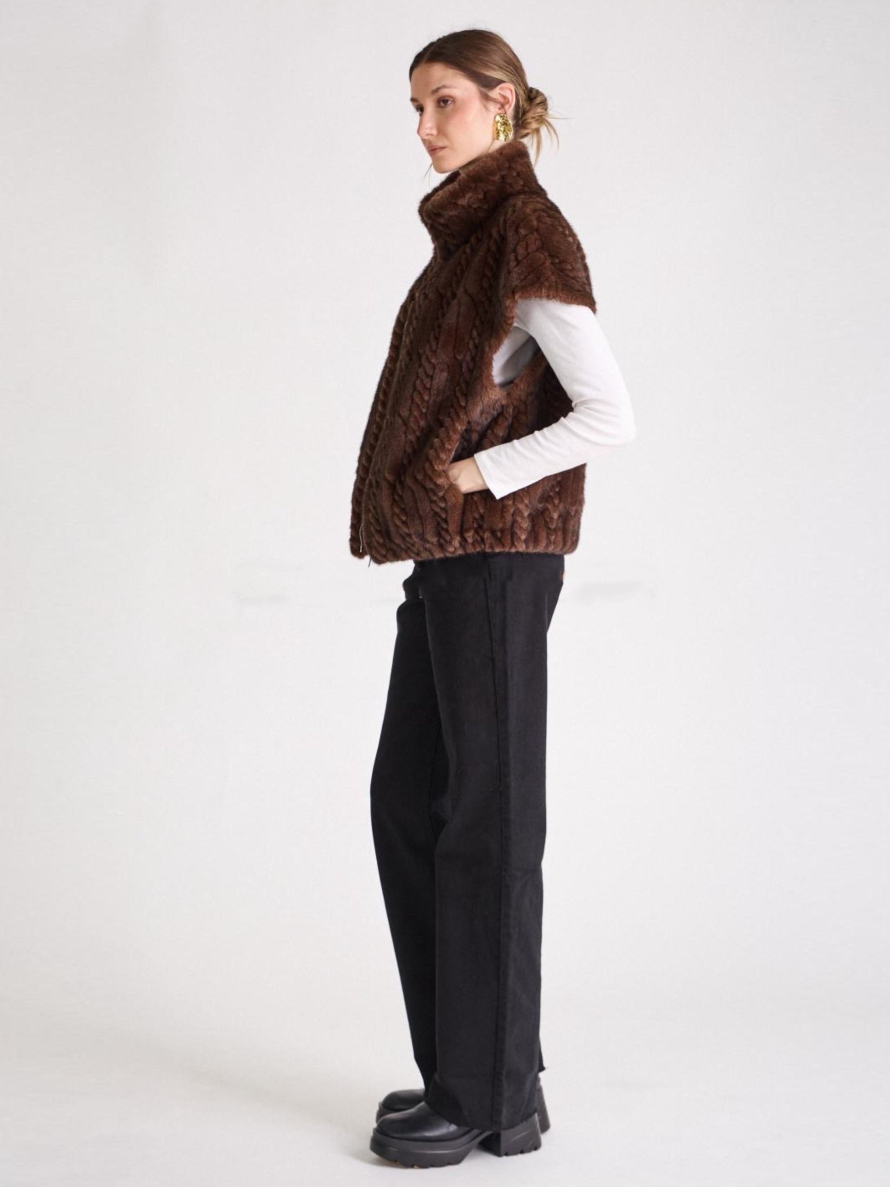 Amanda - Faux fur gilet
