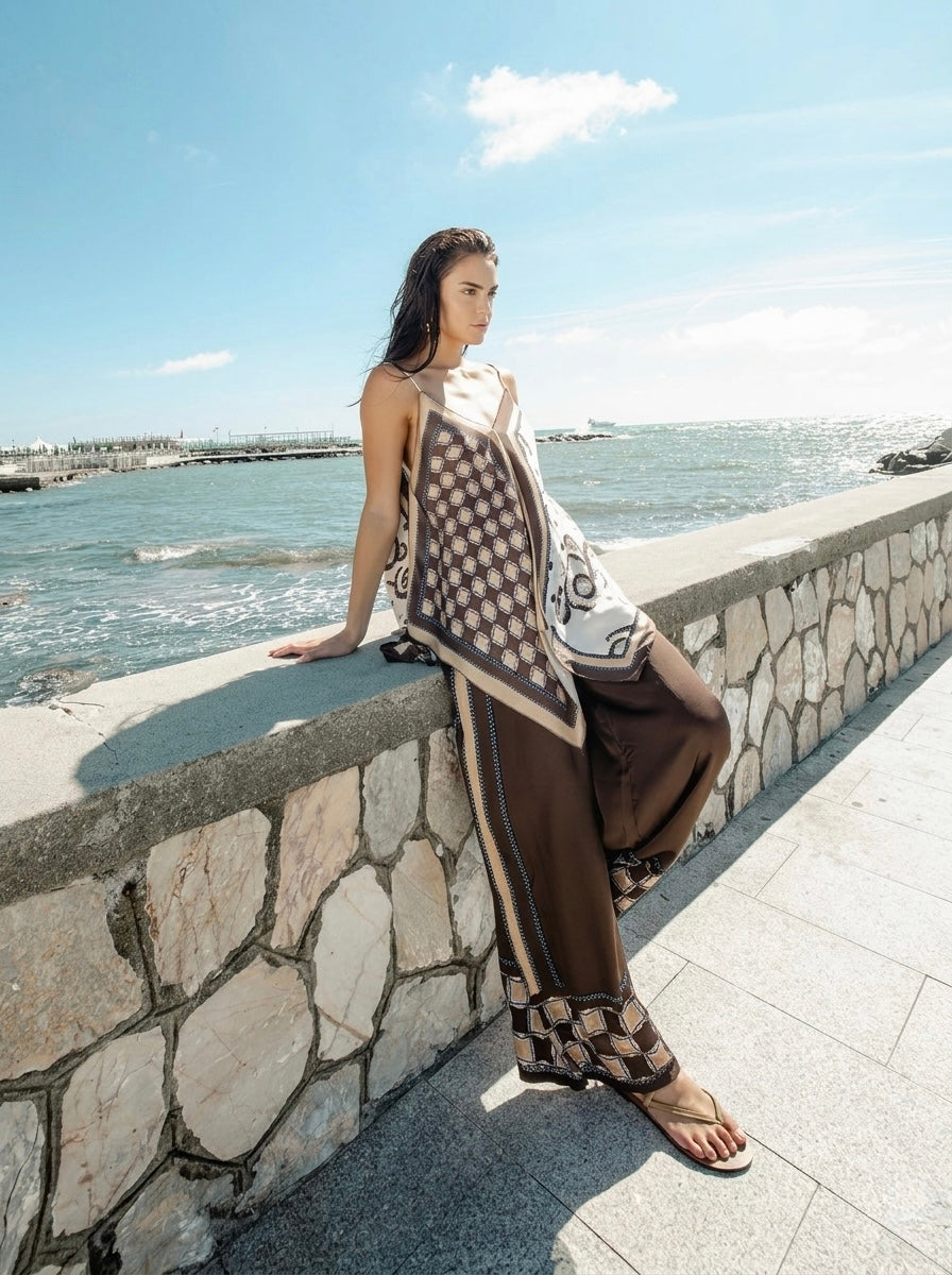Hanah - Print top & trouser suit