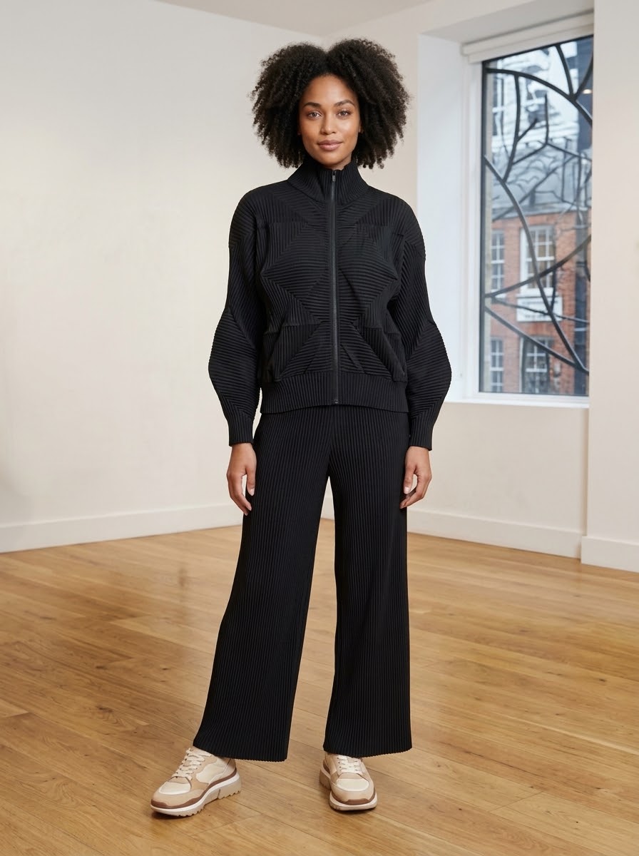 Jennifer Origami pleat zip jacket in black