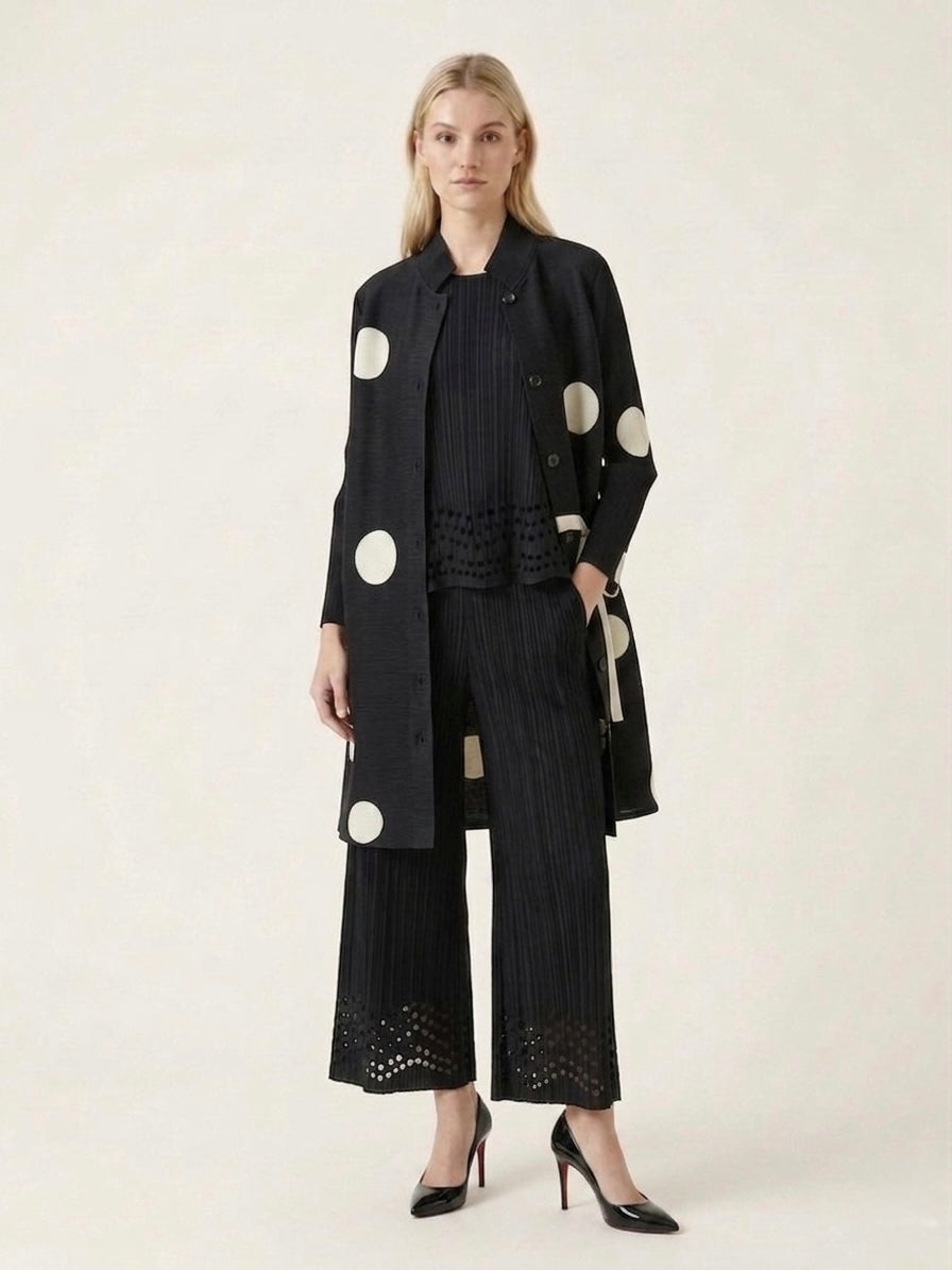 Eden - Midi length spot pleated dress / coat