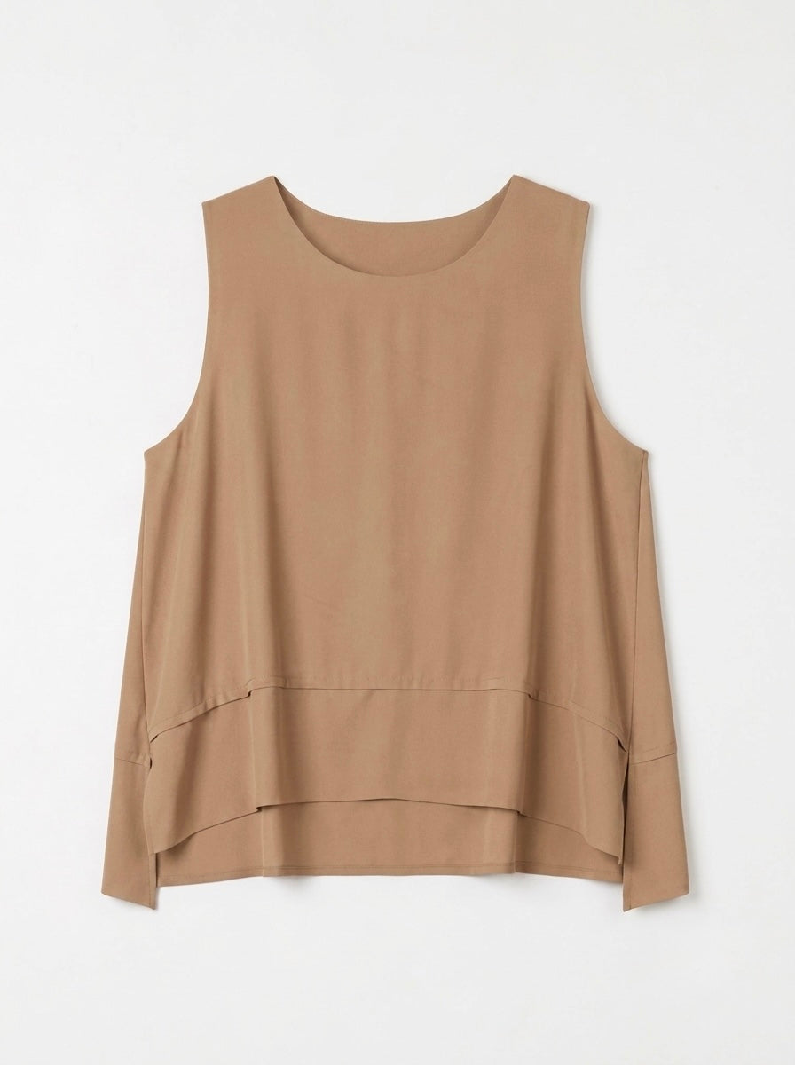 Aida - A line top
