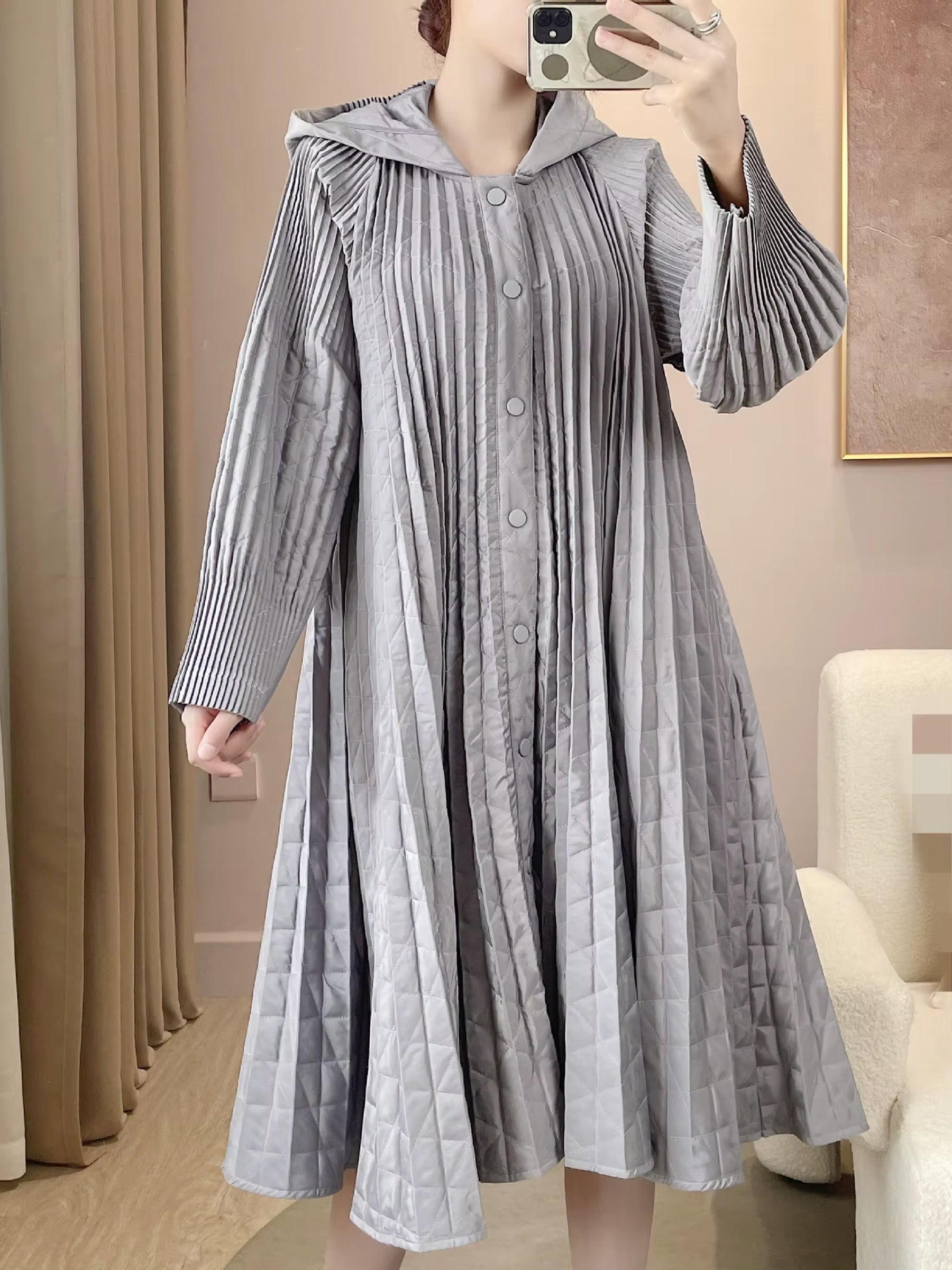 Orla - Pleat hooded coat